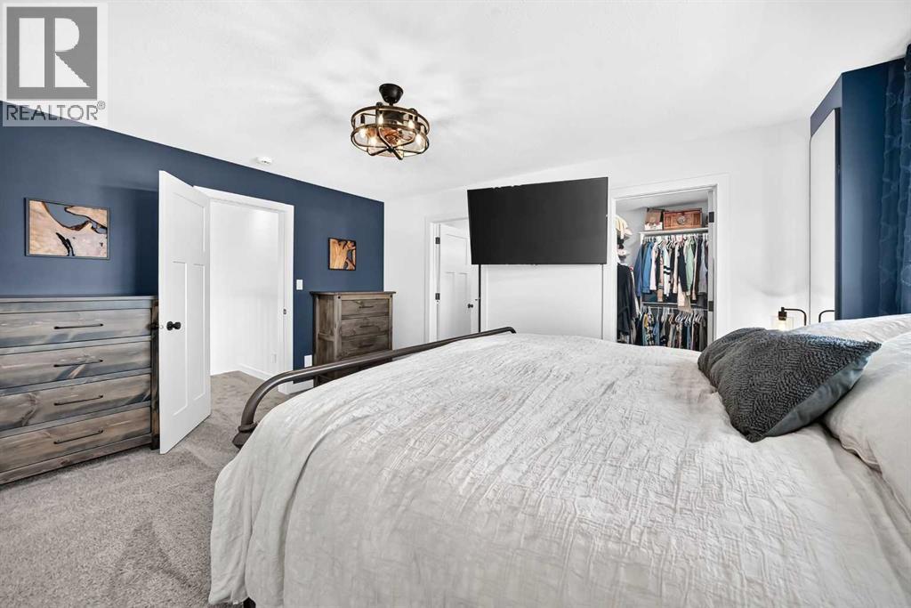 14 Ian Way — photo 18