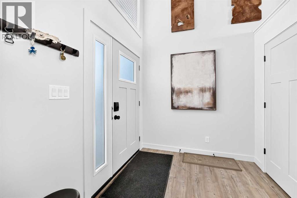 14 Ian Way - photo 5