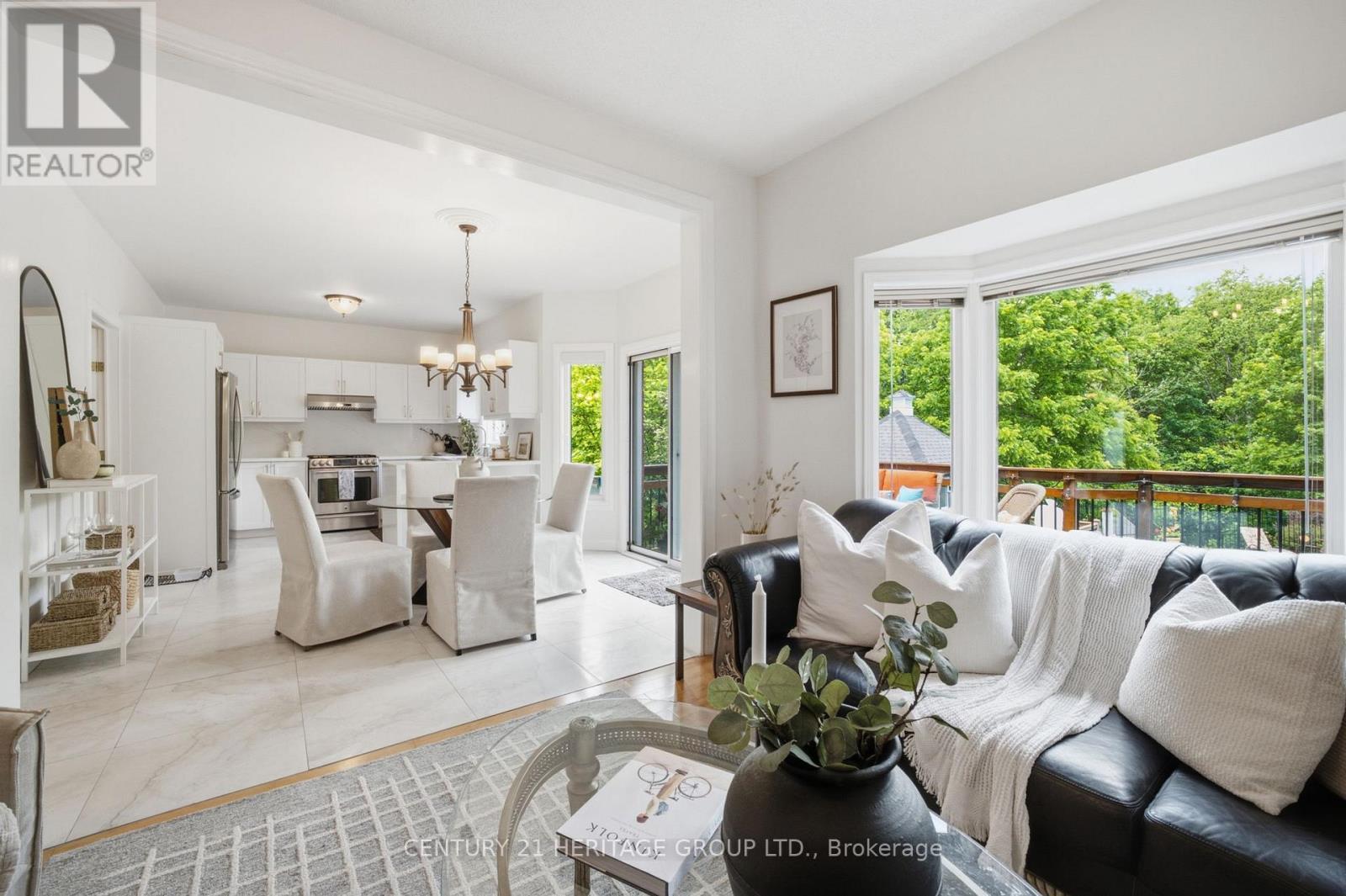 28 TAYWOOD COURT - 15