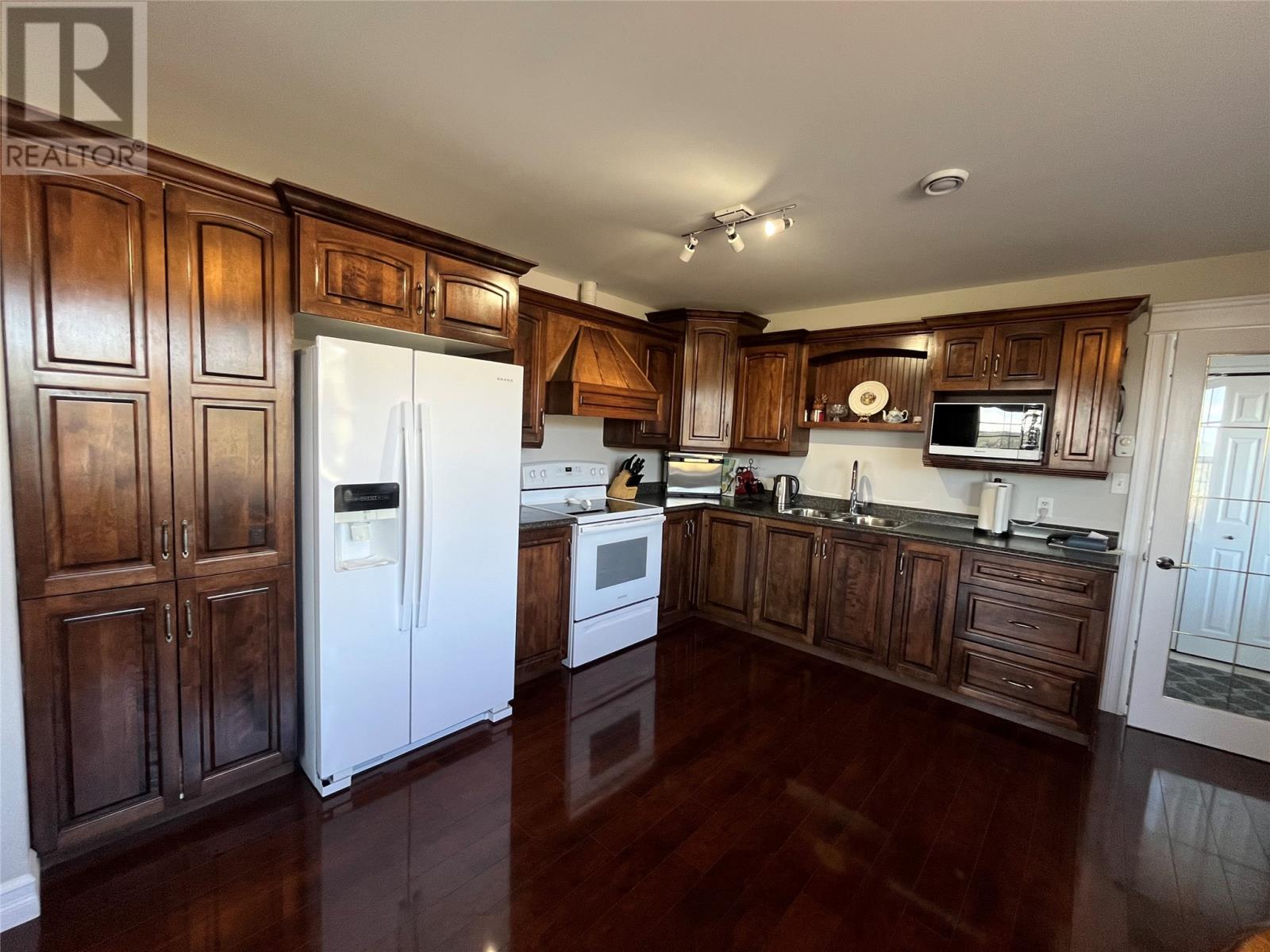 186 School Road - 24