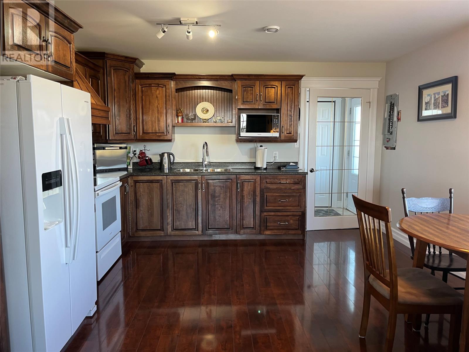 186 School Road - 26