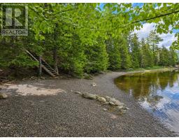Primary Bedroom - 2515 Hwy 331, West Lahave, NS B0R1G0 Photo 9
