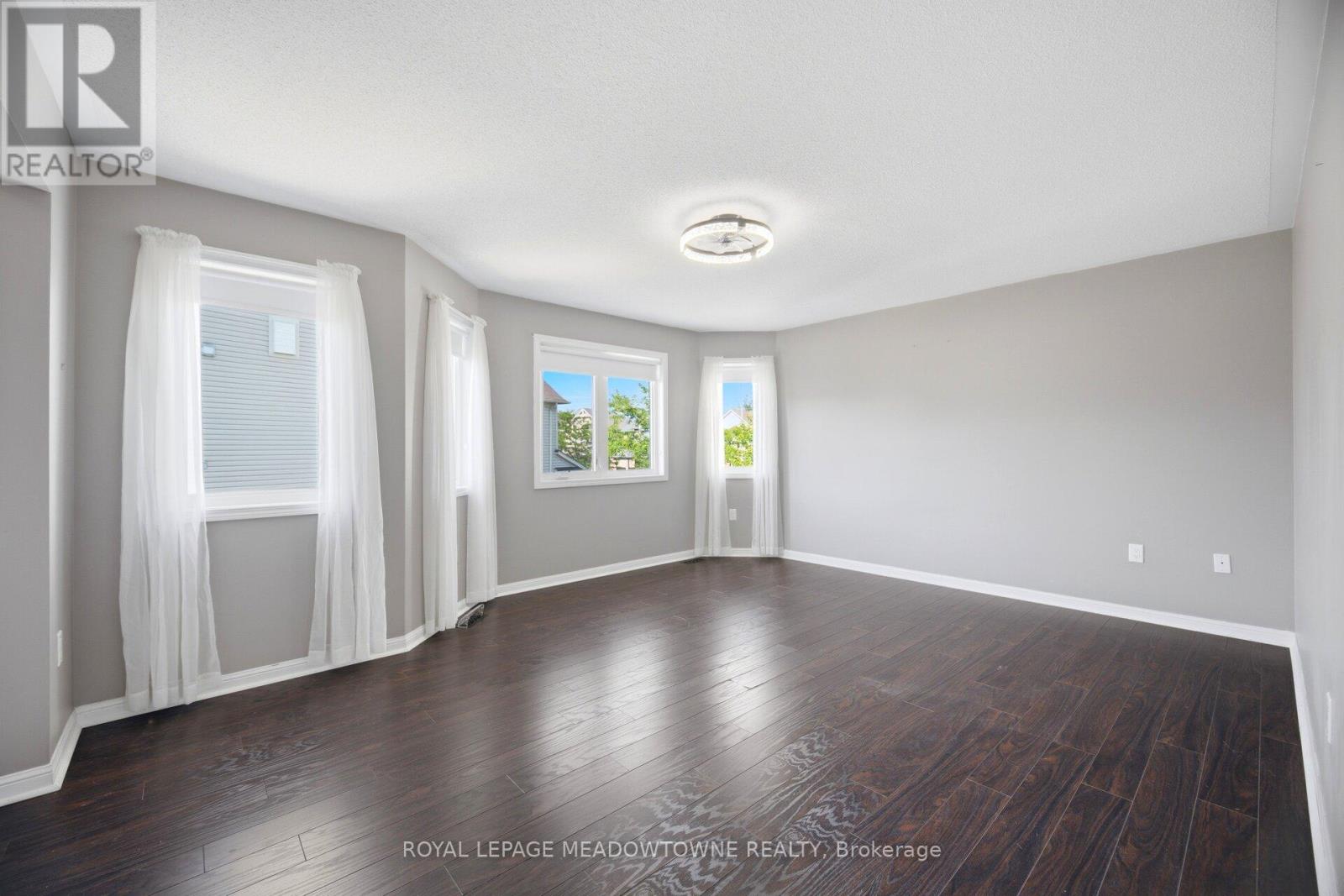 214 JOHN W. TAYLOR AVENUE W - 29