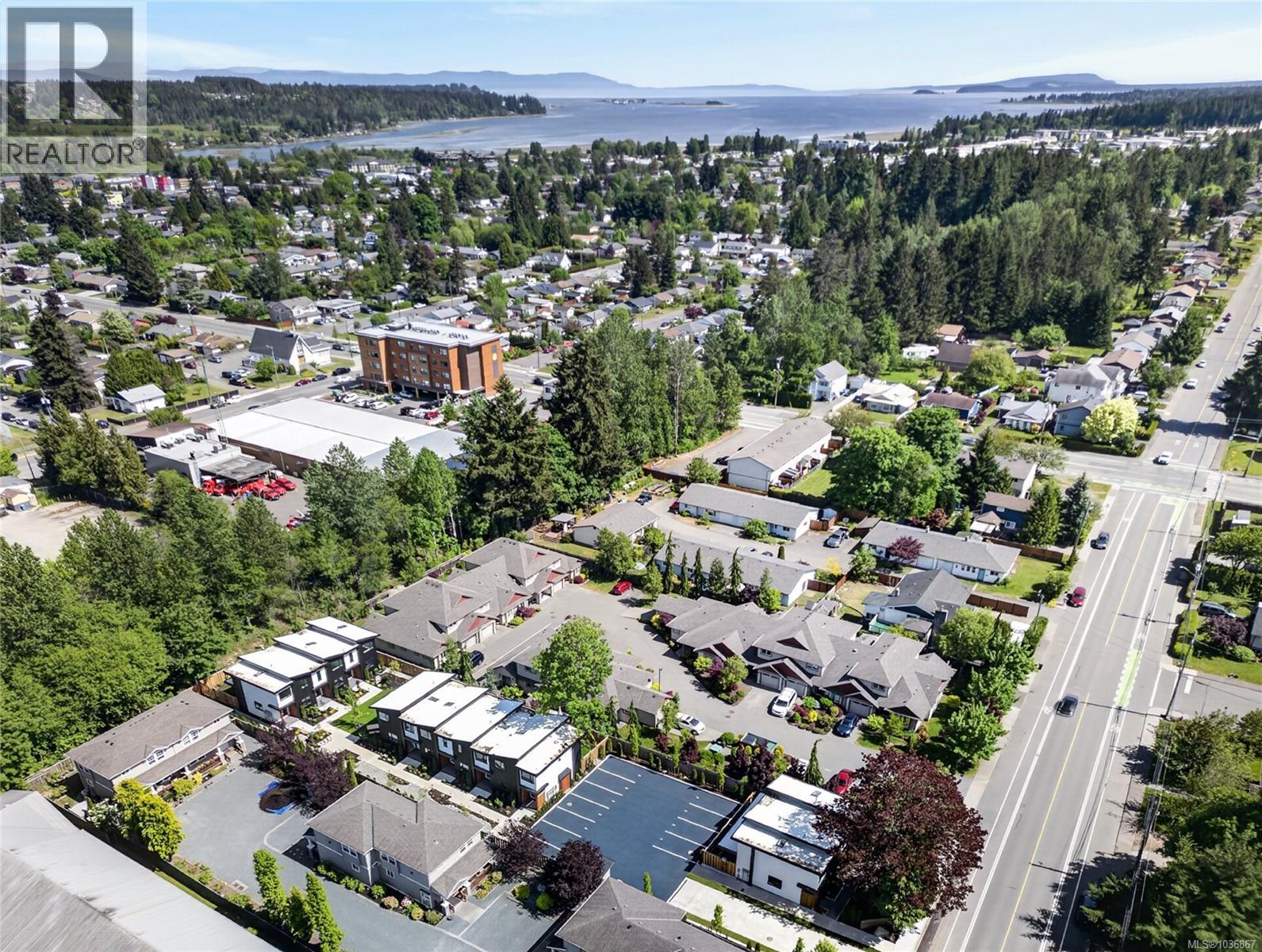 #5 1590 Piercy Ave - 31