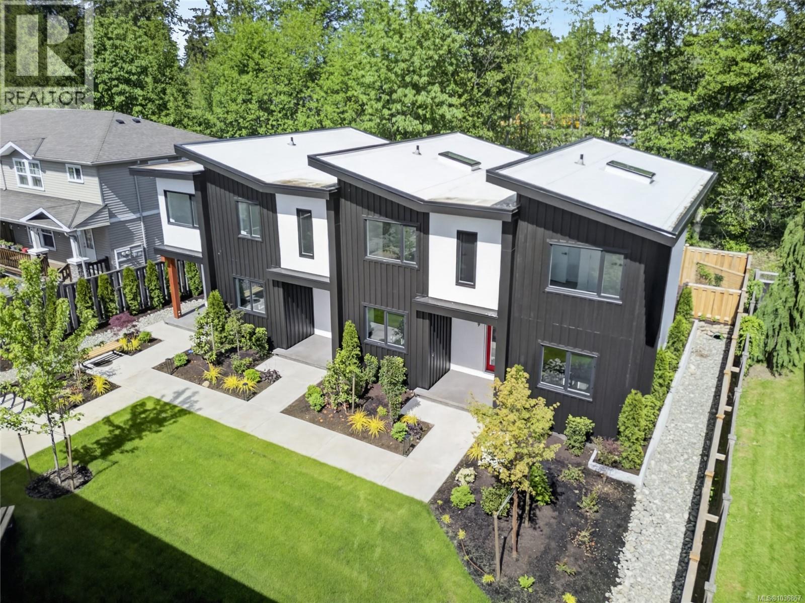 #5 1590 Piercy Ave - 45