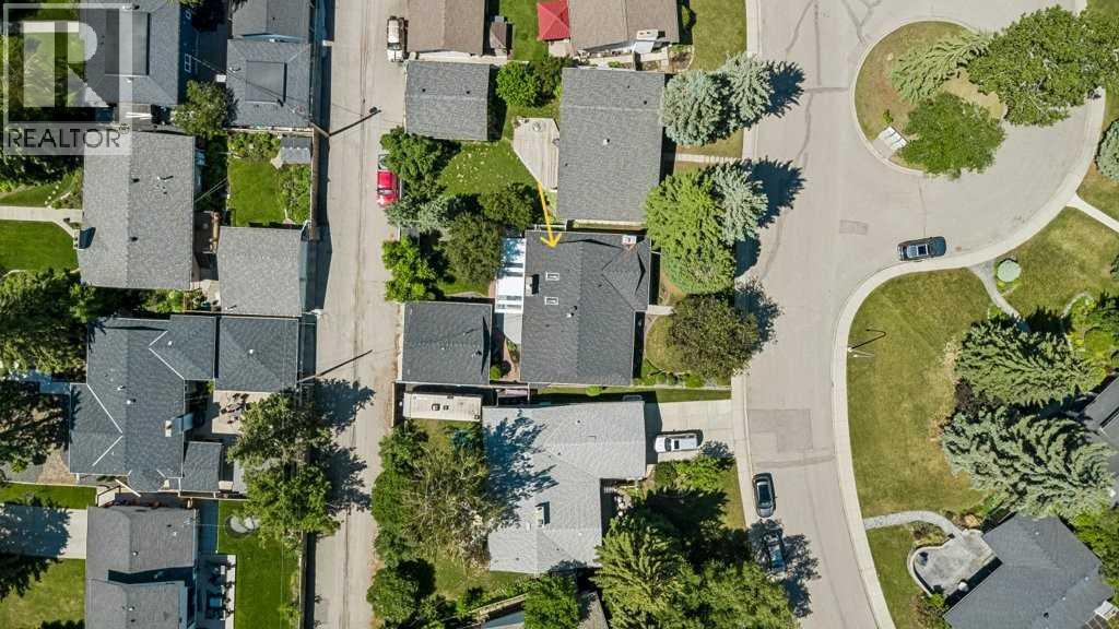 12224 Lake Waterton Way SE — photo 49