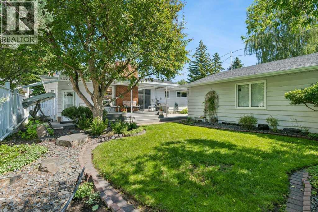 12224 Lake Waterton Way SE — photo 37
