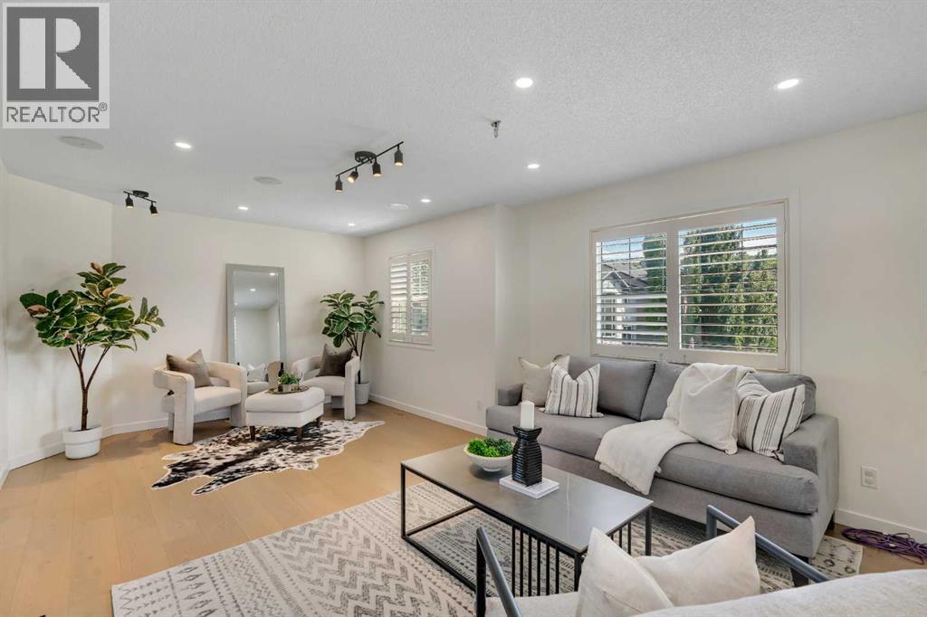 9 Cresthaven Way SW — photo 33