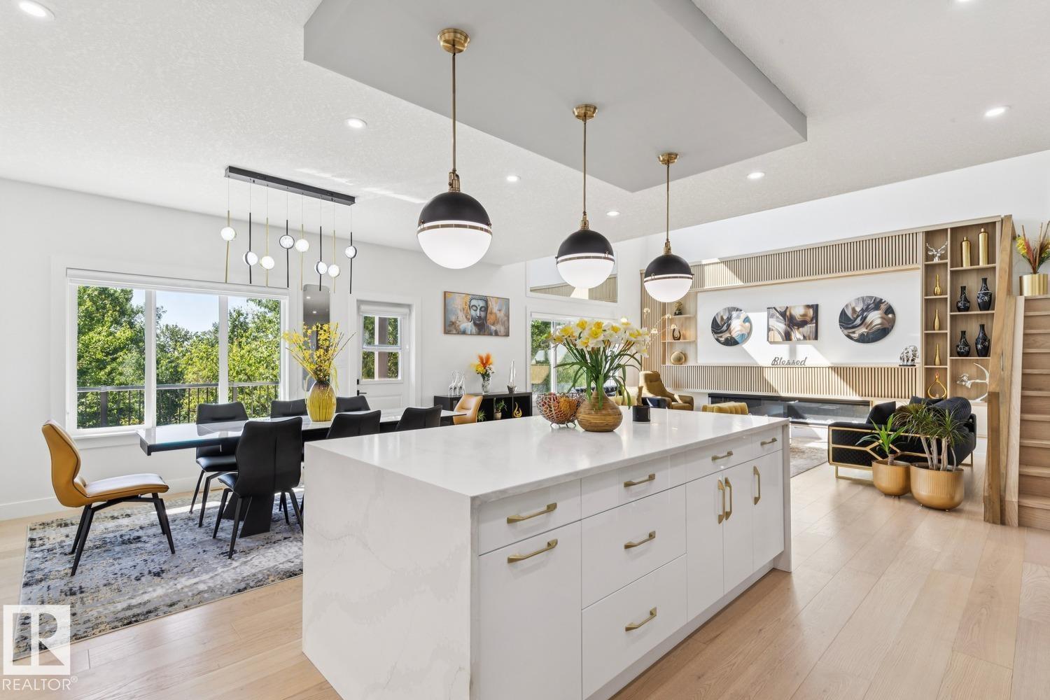 1395 155 ST SW - 18