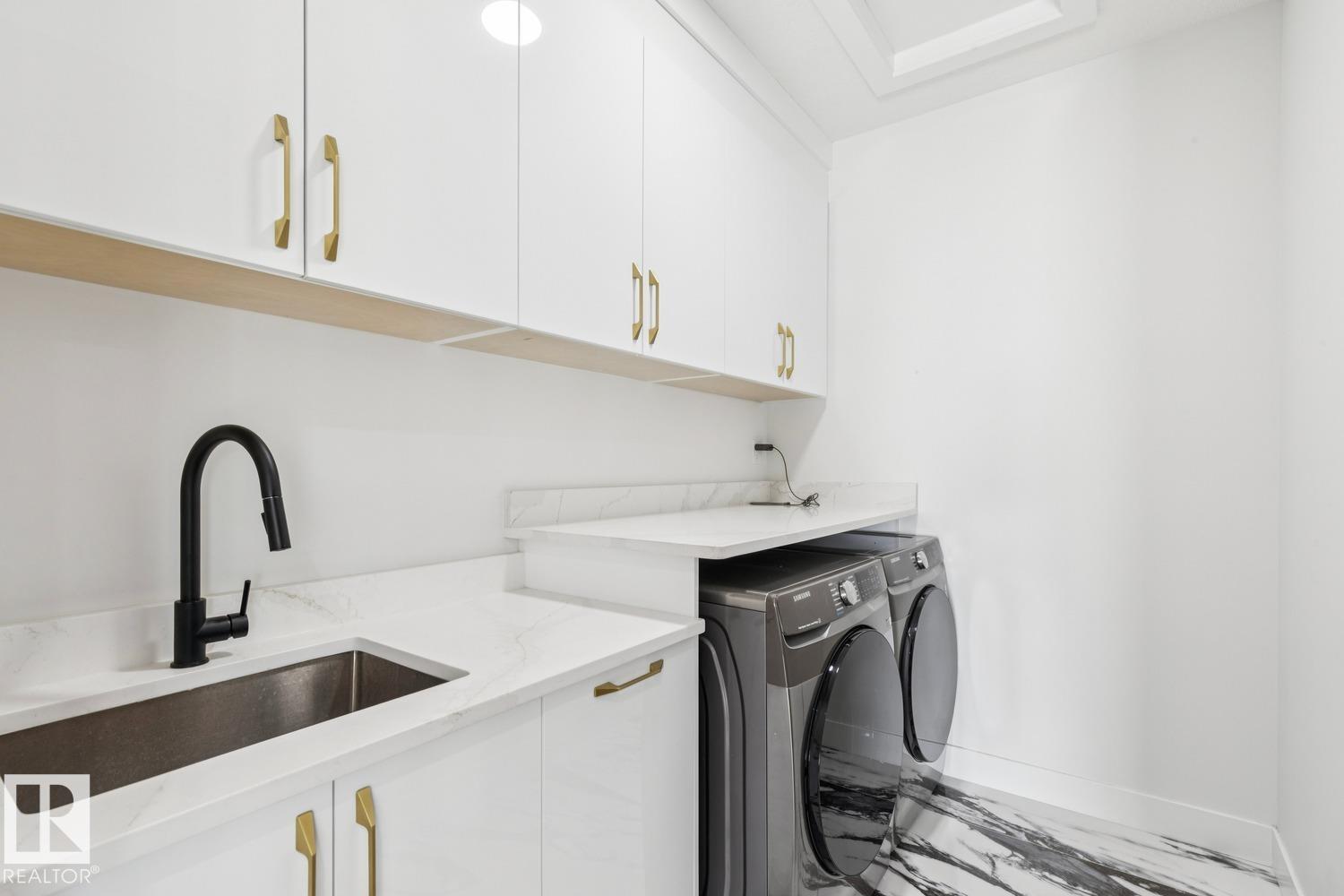 1395 155 ST SW - 31