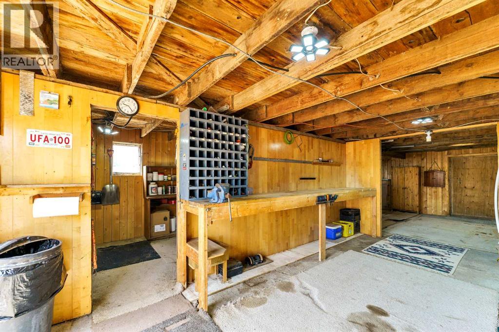 7308 Township Road 124 — photo 32