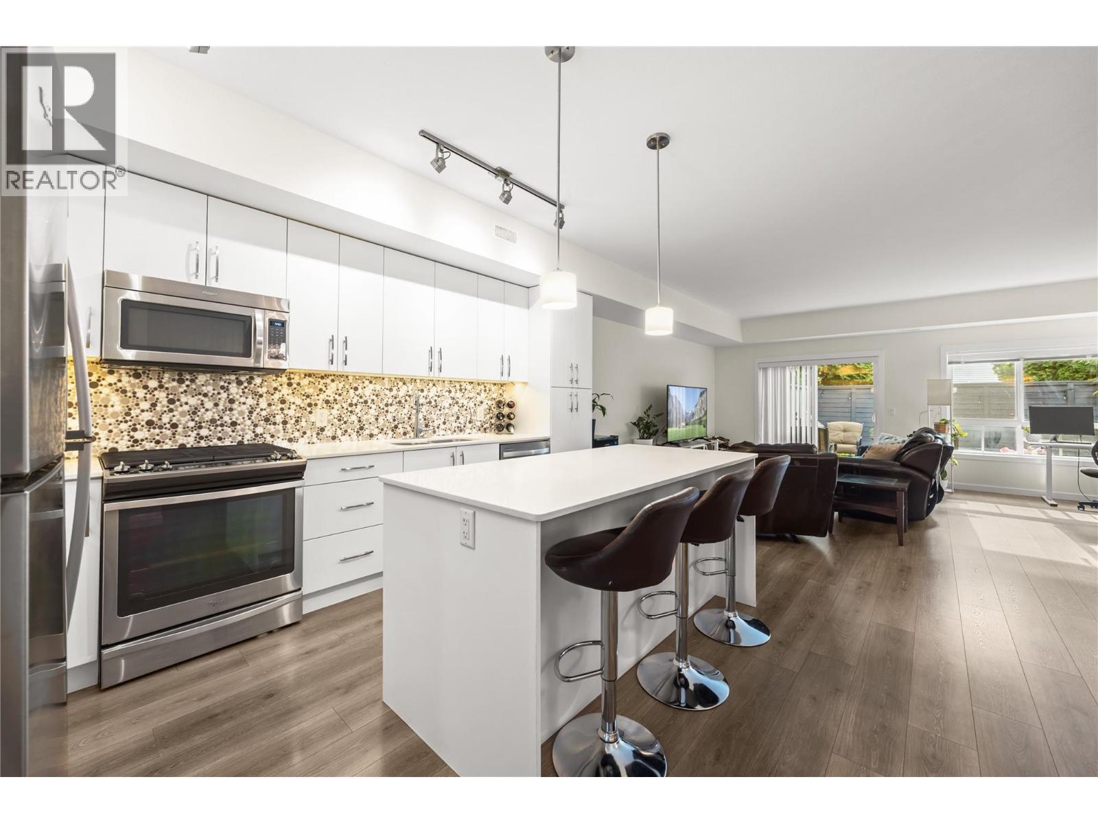680 Old Meadows Road Unit# 74, Kelowna