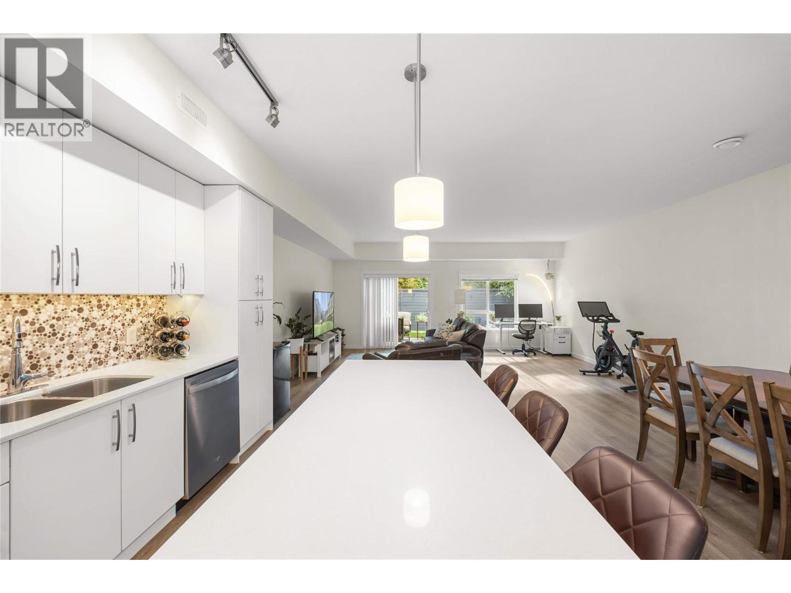 680 Old Meadows Road Unit# 74, Kelowna
