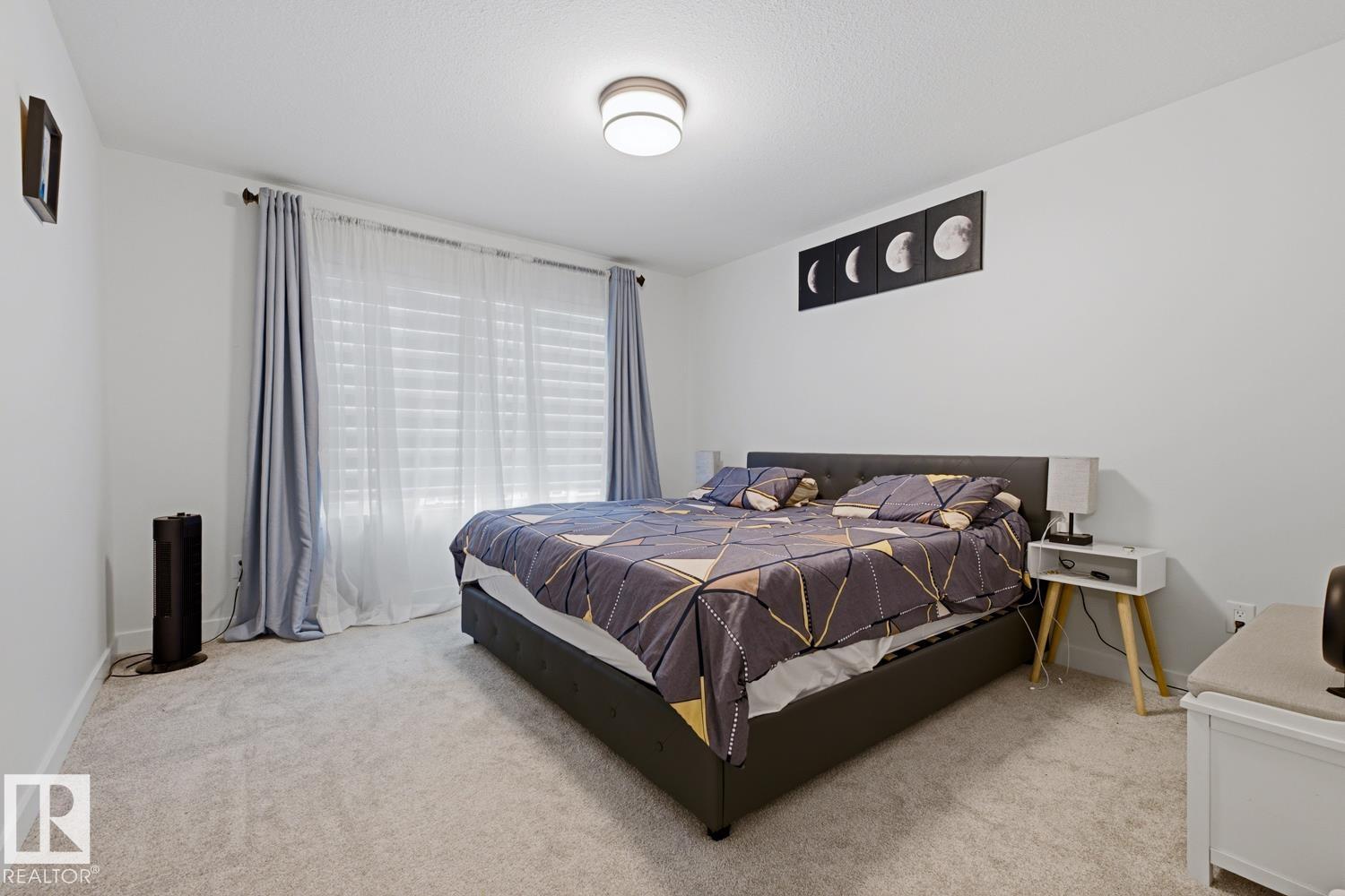 22916 82 Ave NW - 22