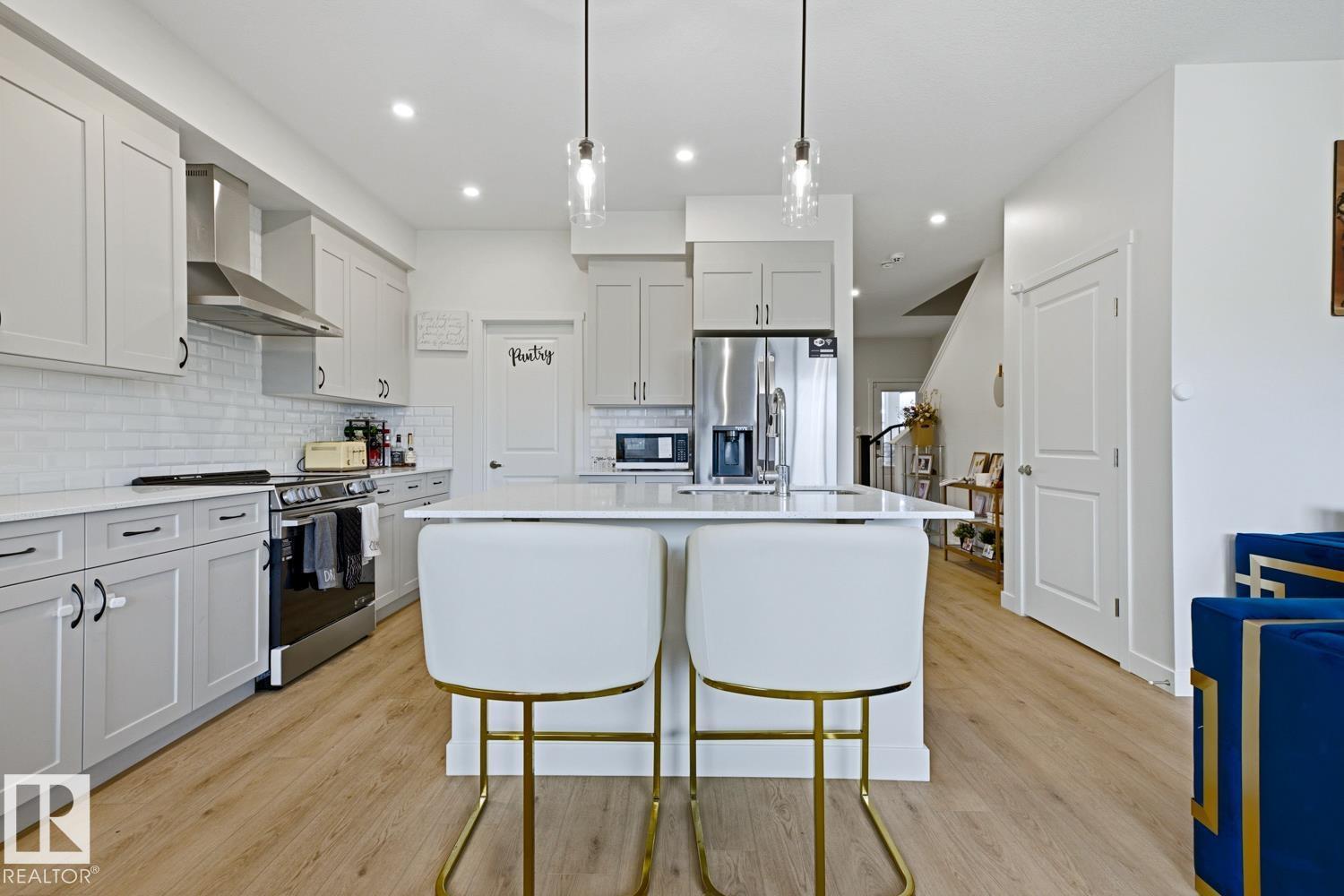22916 82 Ave NW - 8