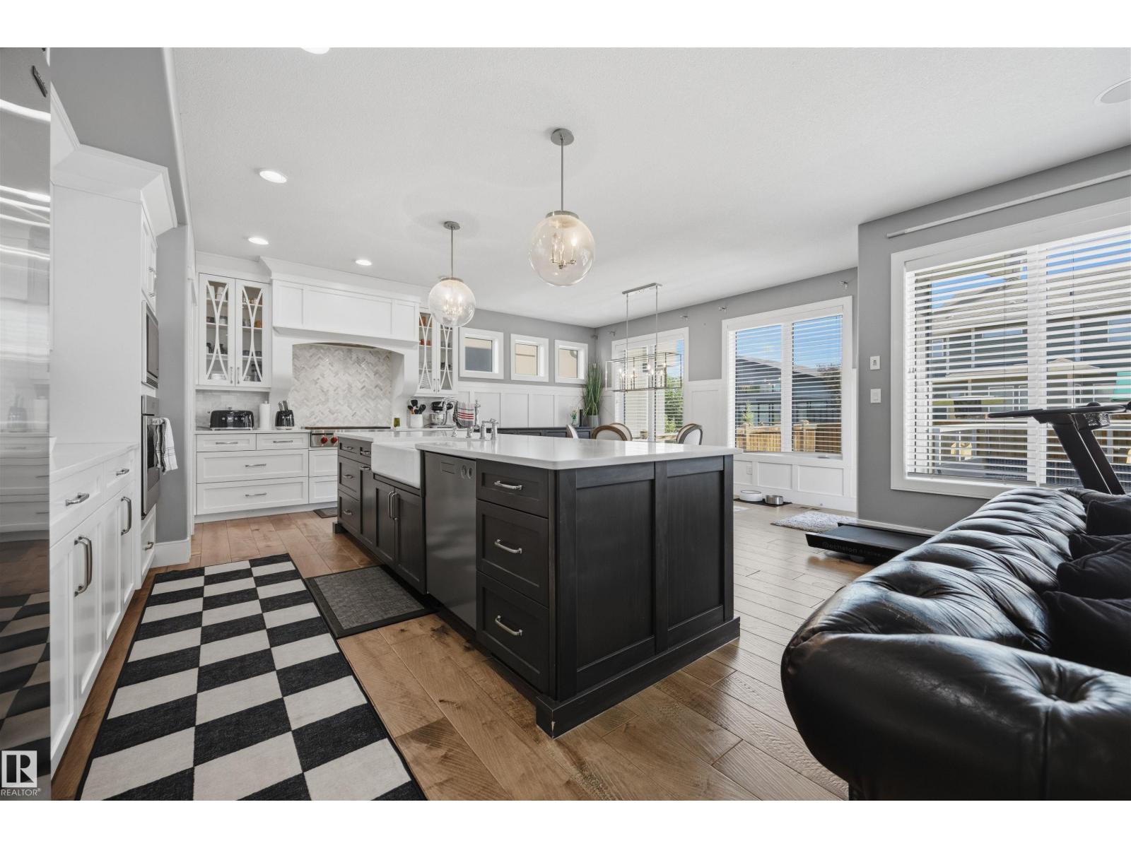 1305 HAINSTOCK WY SW - 10