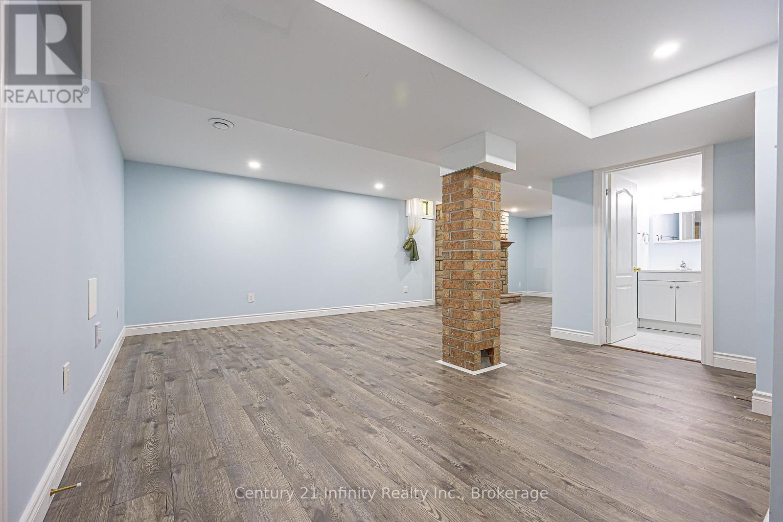 56 BUSHFORD STREET - 29