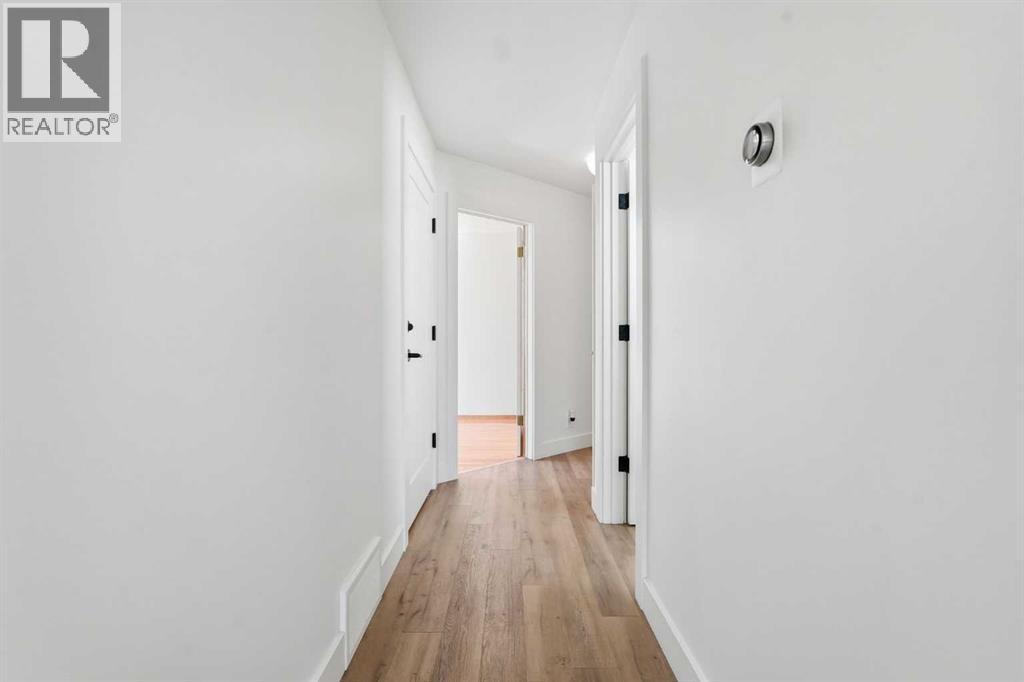 4205 16 Street SW - 14