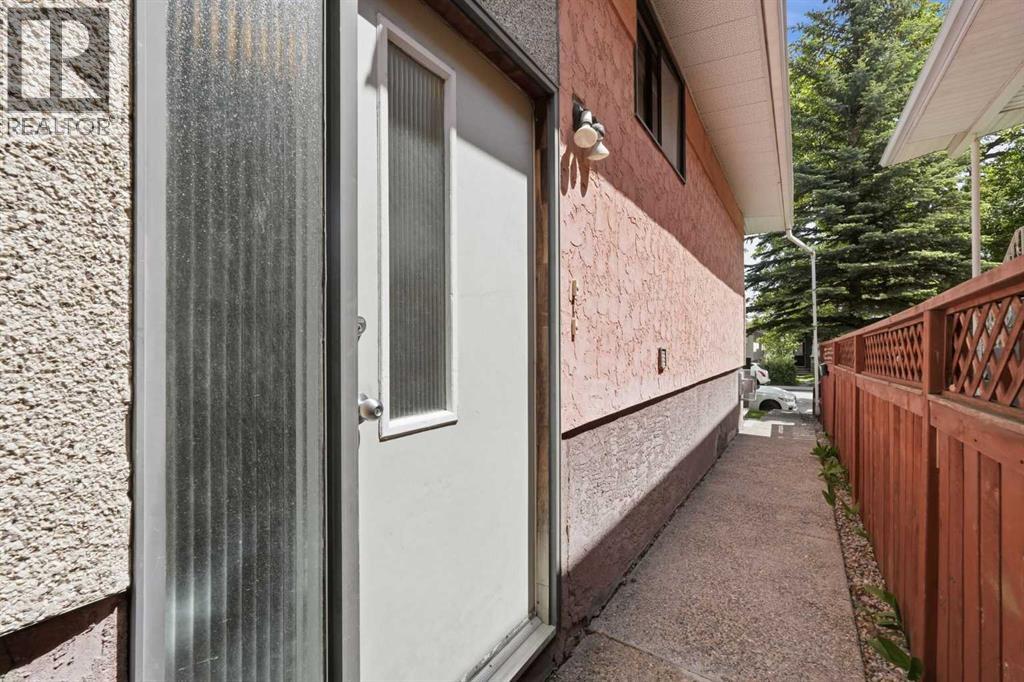 4205 16 Street SW - 33