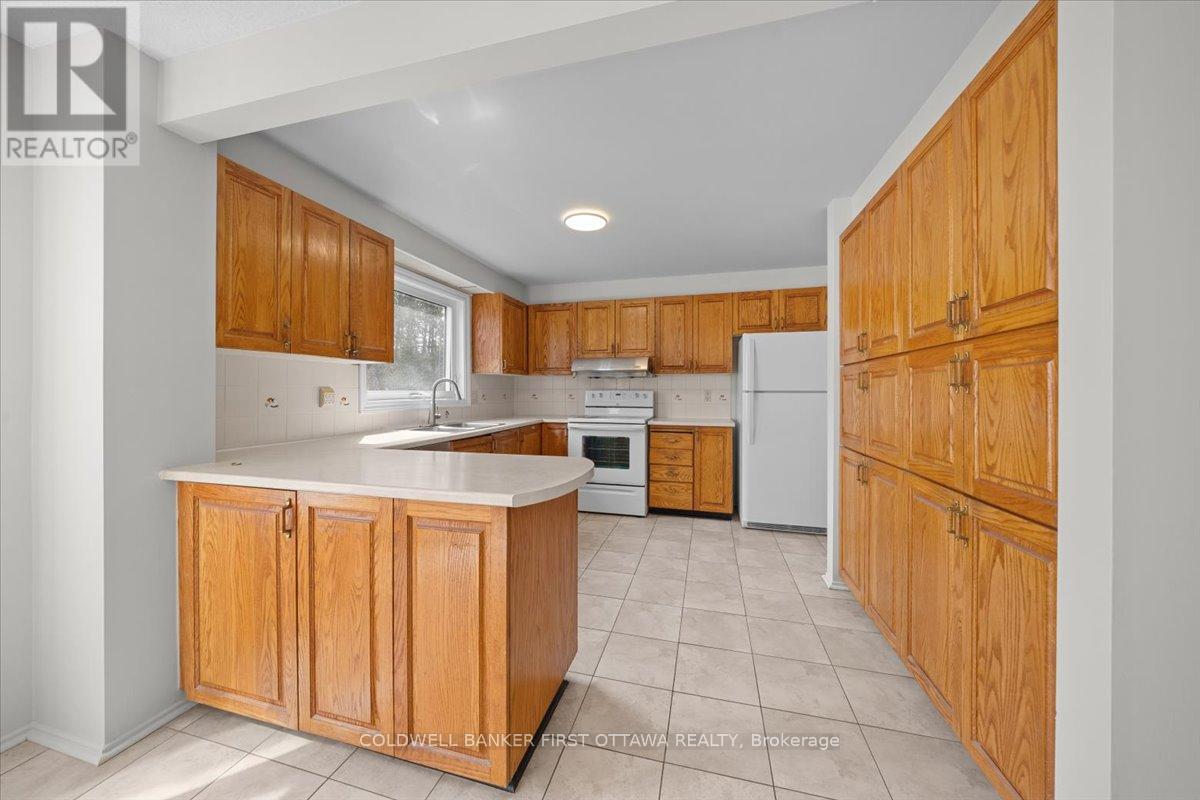 1841 THISTLELEAF CRESCENT - 10