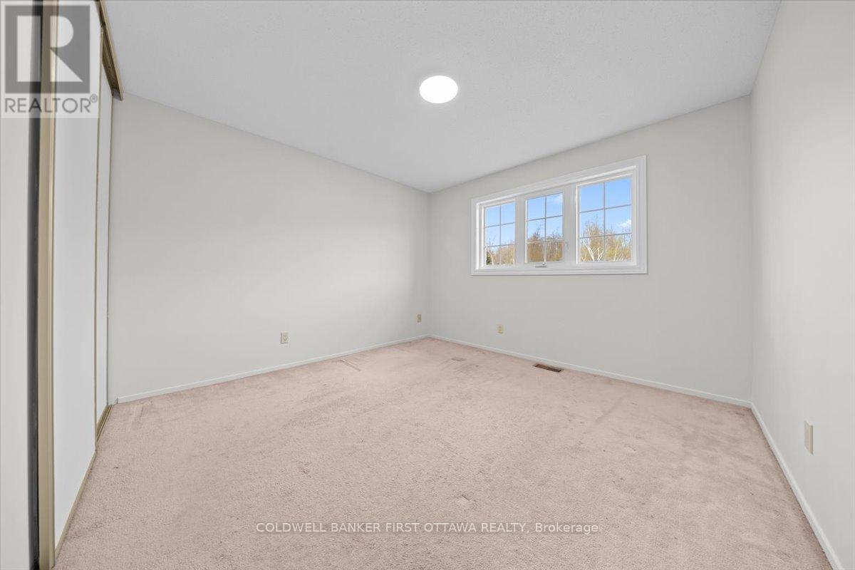 1841 THISTLELEAF CRESCENT - 23