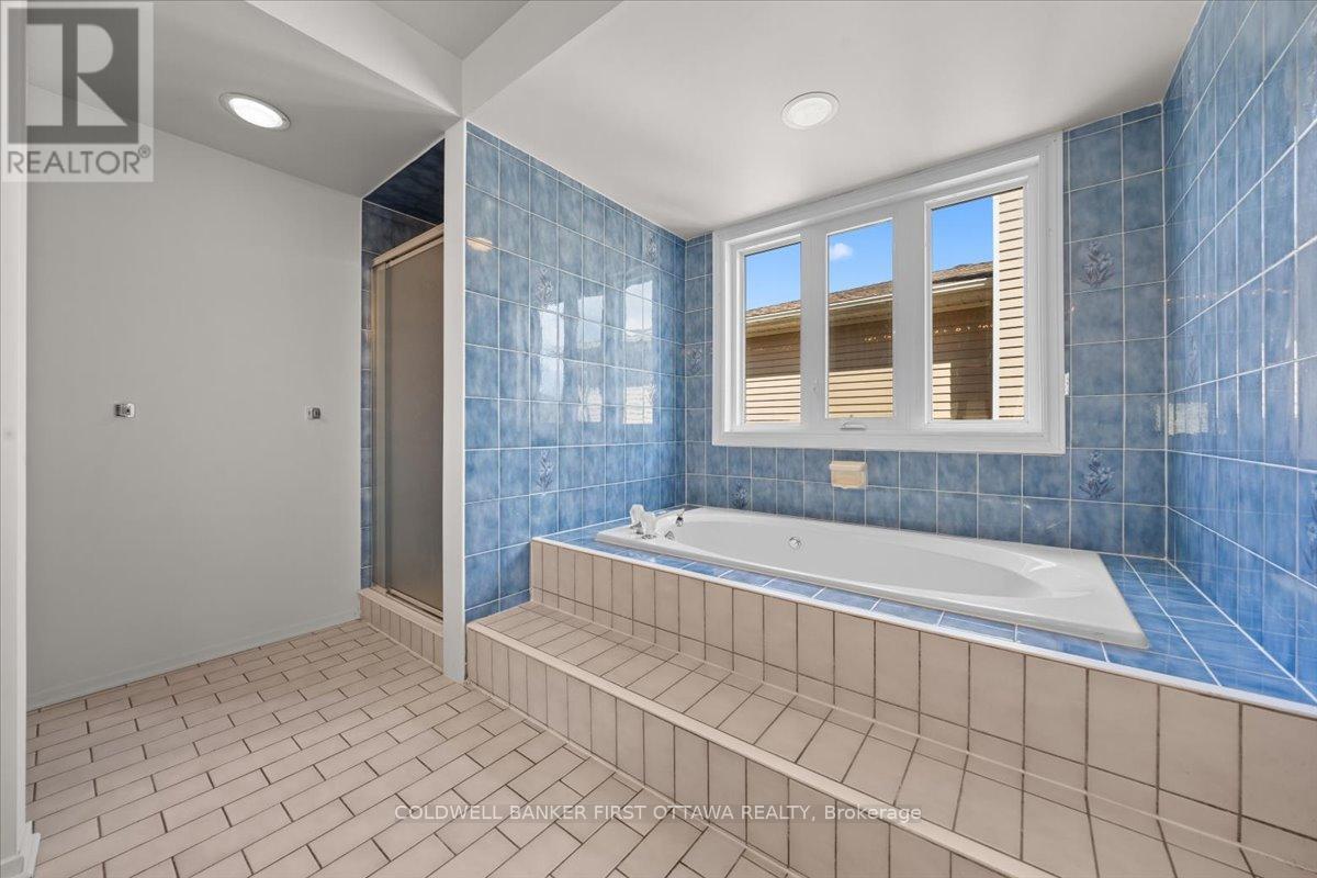 1841 THISTLELEAF CRESCENT - 31