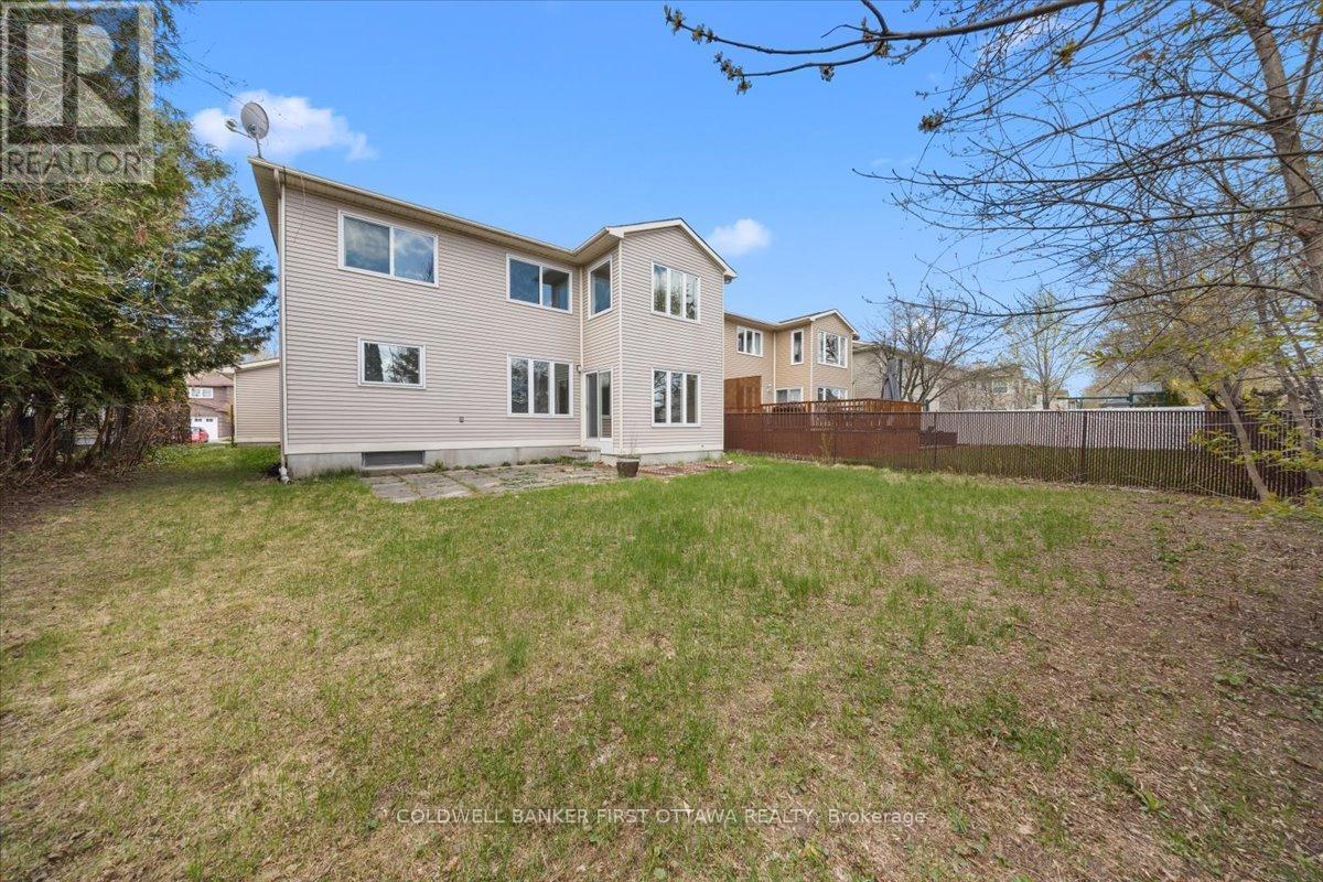 1841 THISTLELEAF CRESCENT - 38