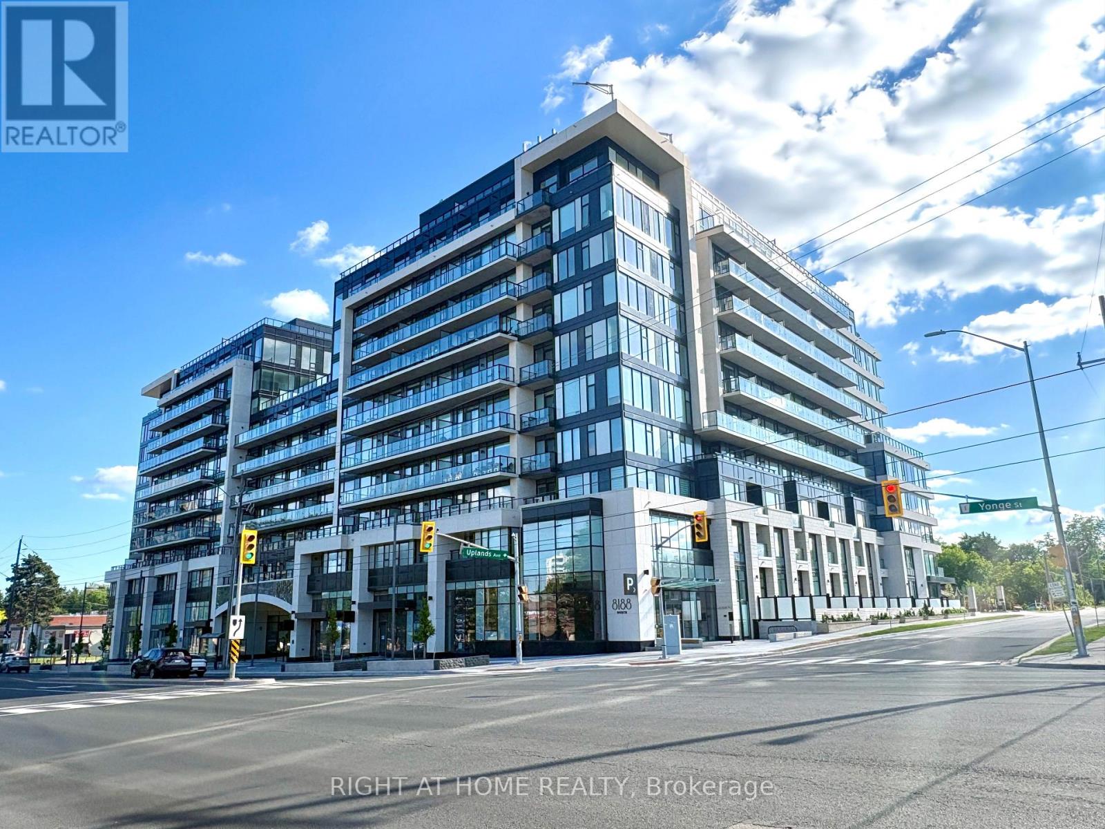 Photo of 8188 Yonge Street