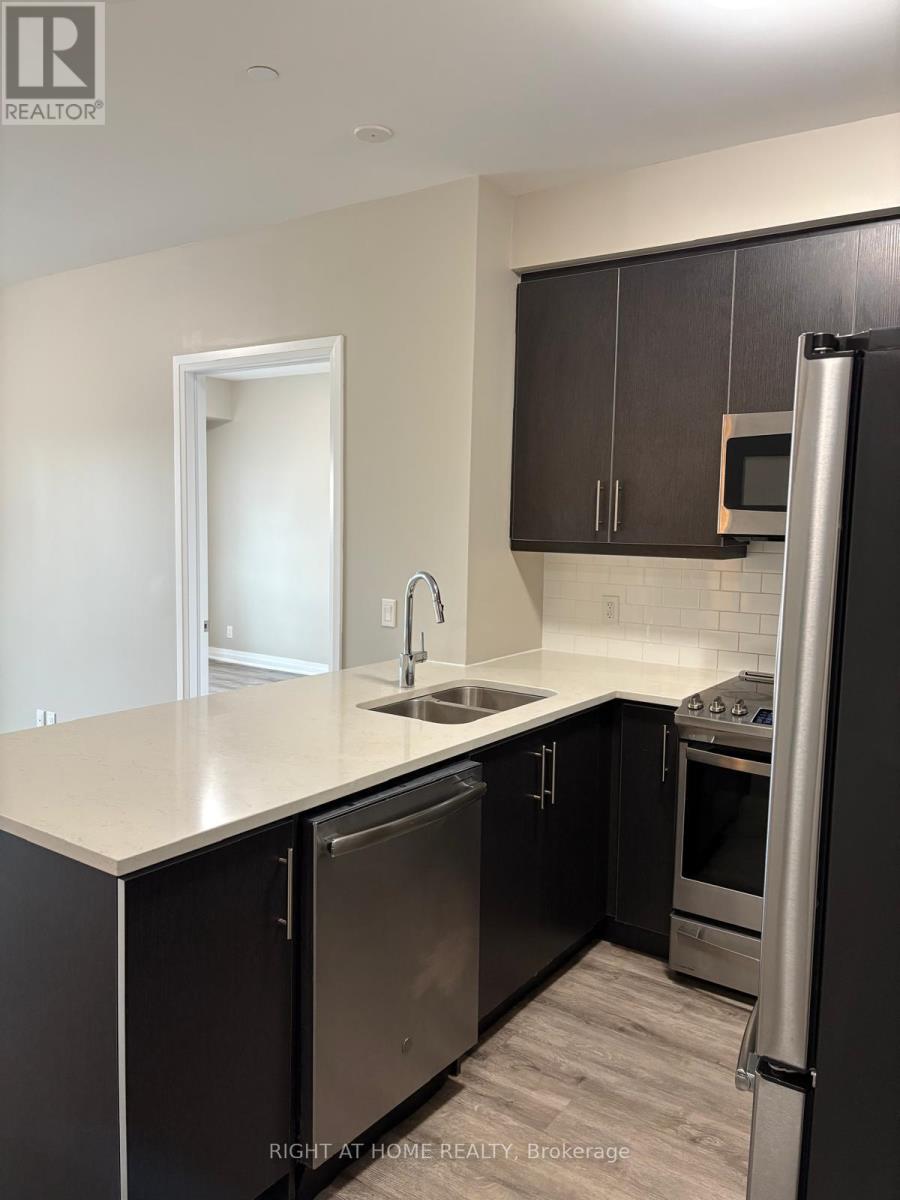 #405 128 GROVEWOOD COMMON - 10