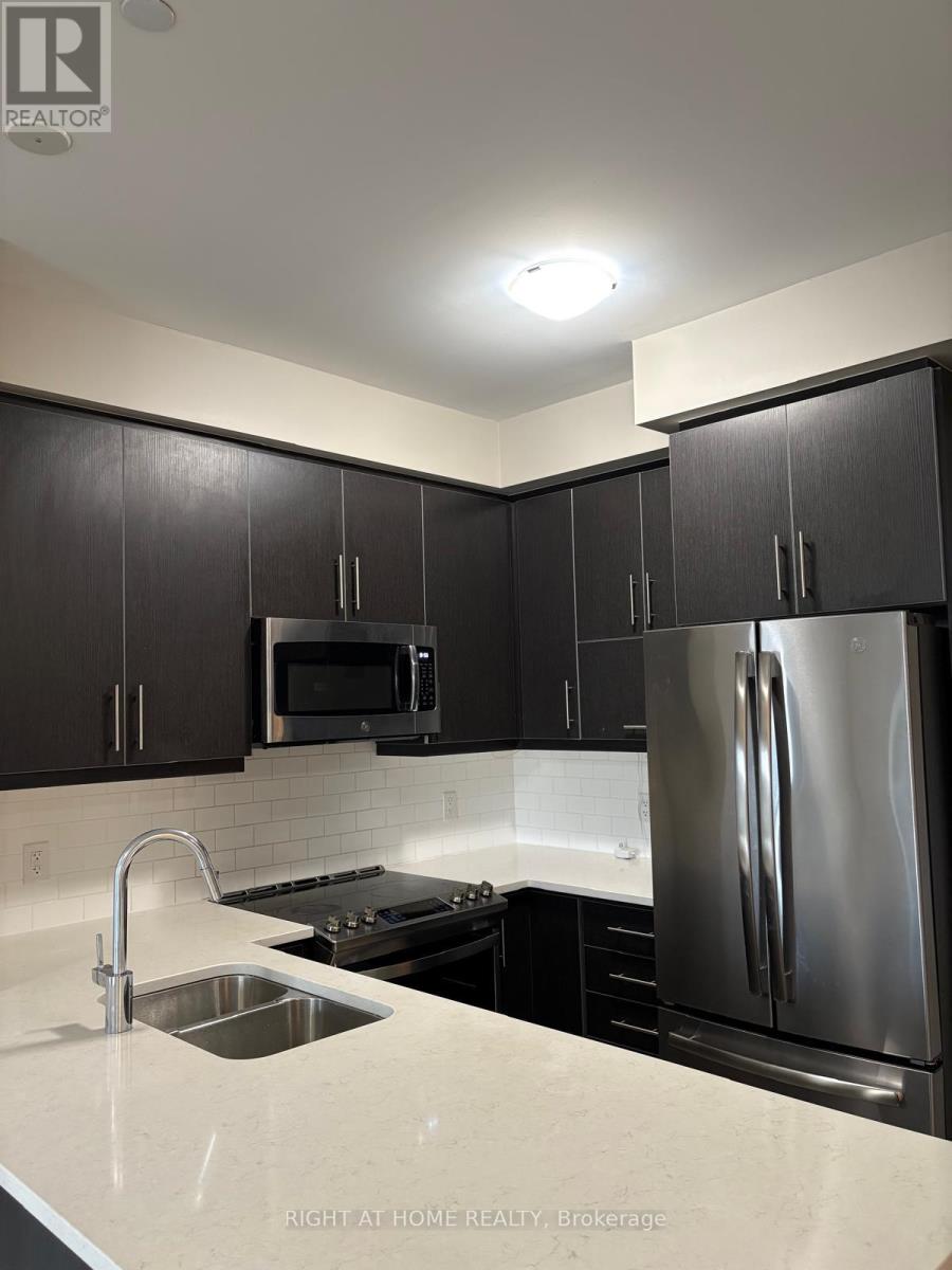#405 128 GROVEWOOD COMMON - 7