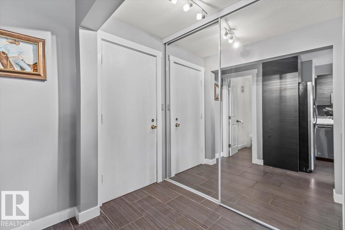 #118 95 MCKENNEY AV — photo 12