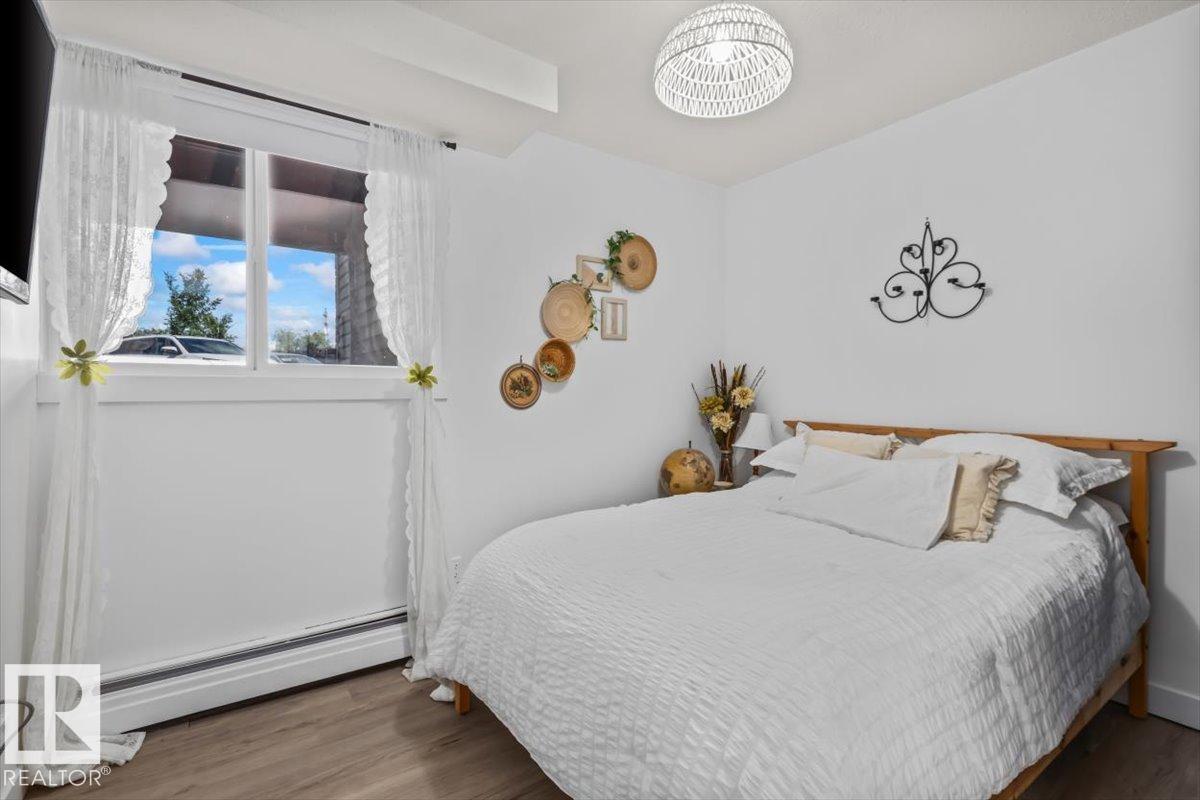 #118 95 MCKENNEY AV — photo 21