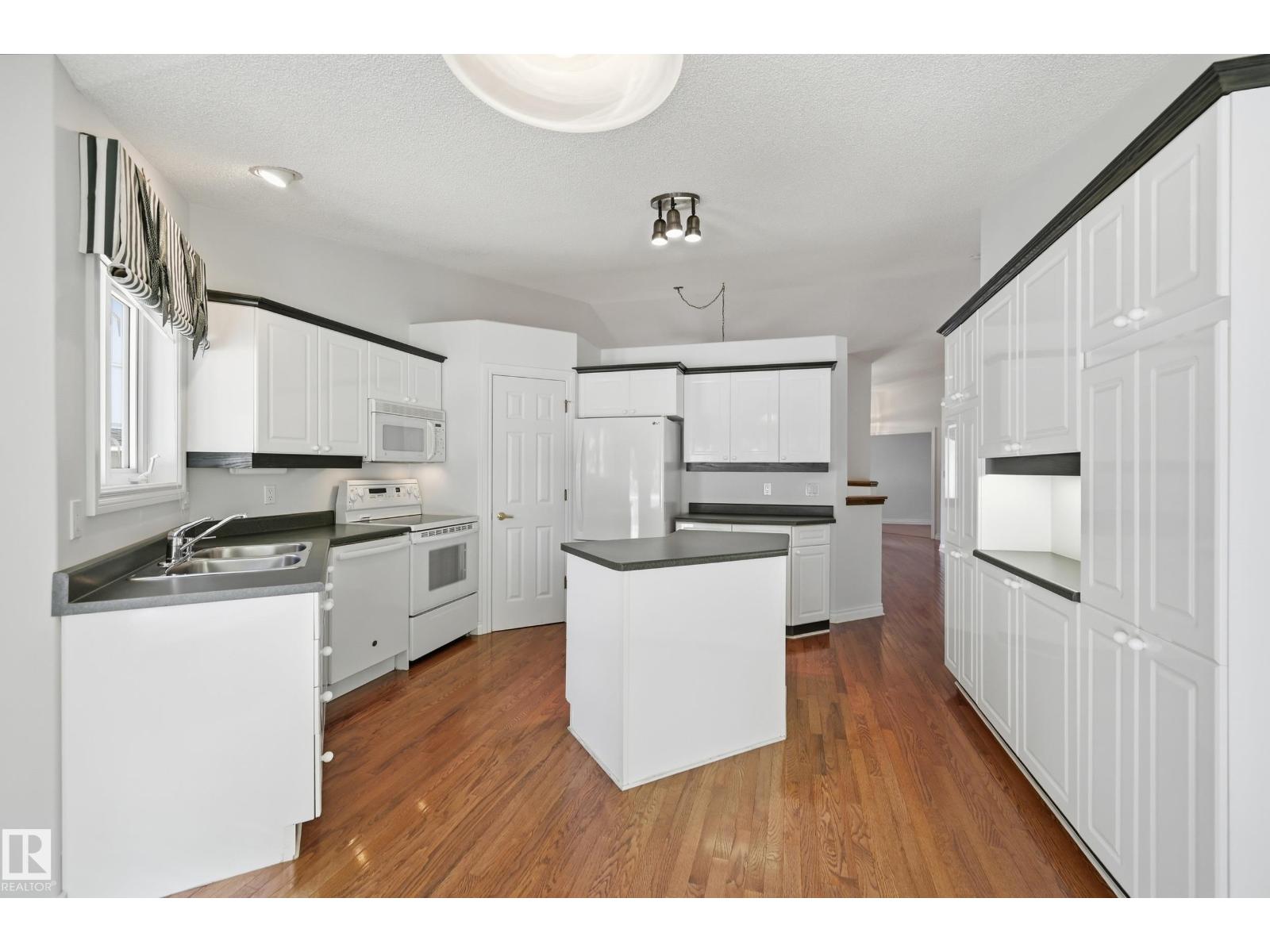 #21 925 PICARD DR NW - 17