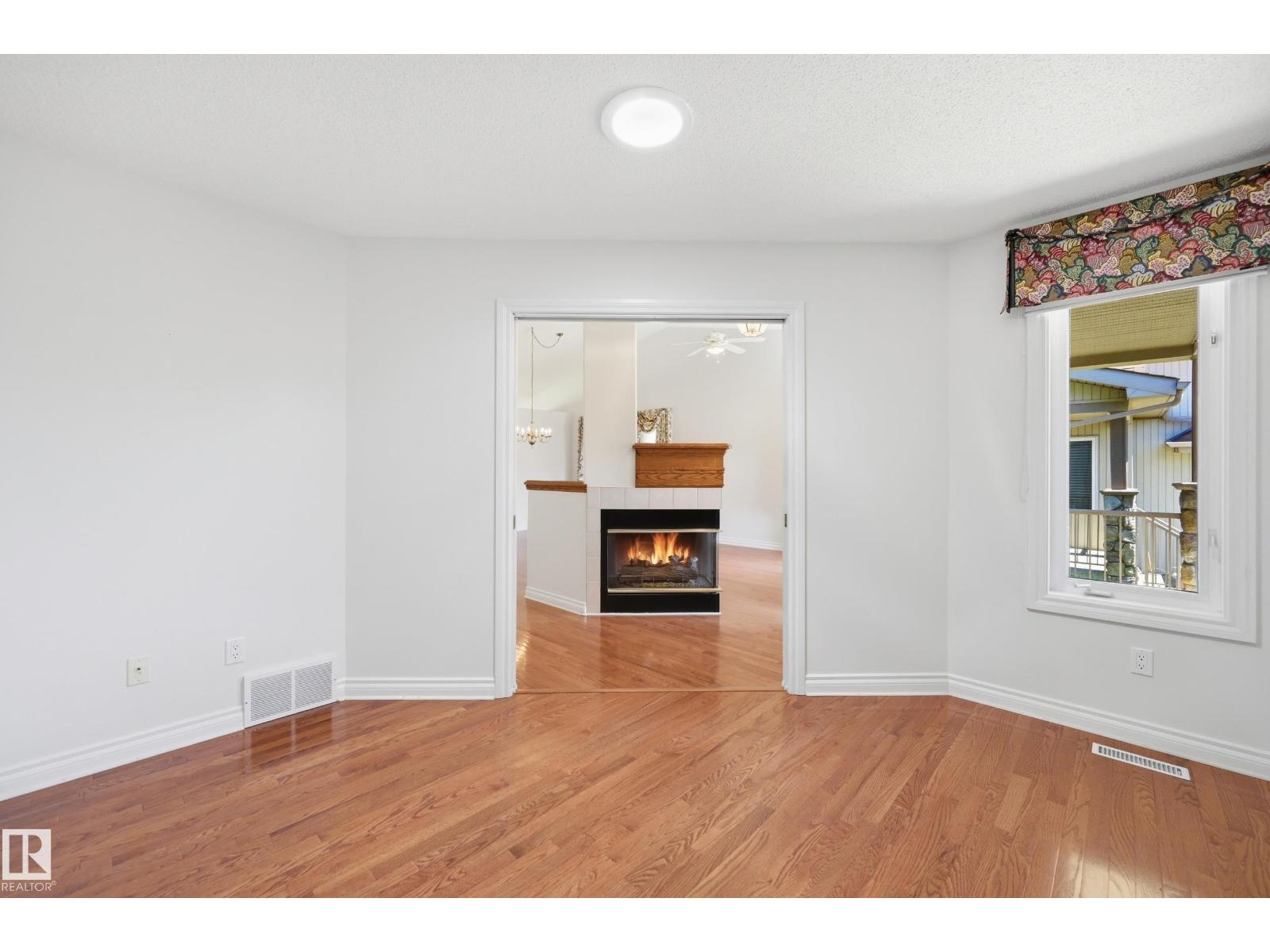 #21 925 PICARD DR NW - 24