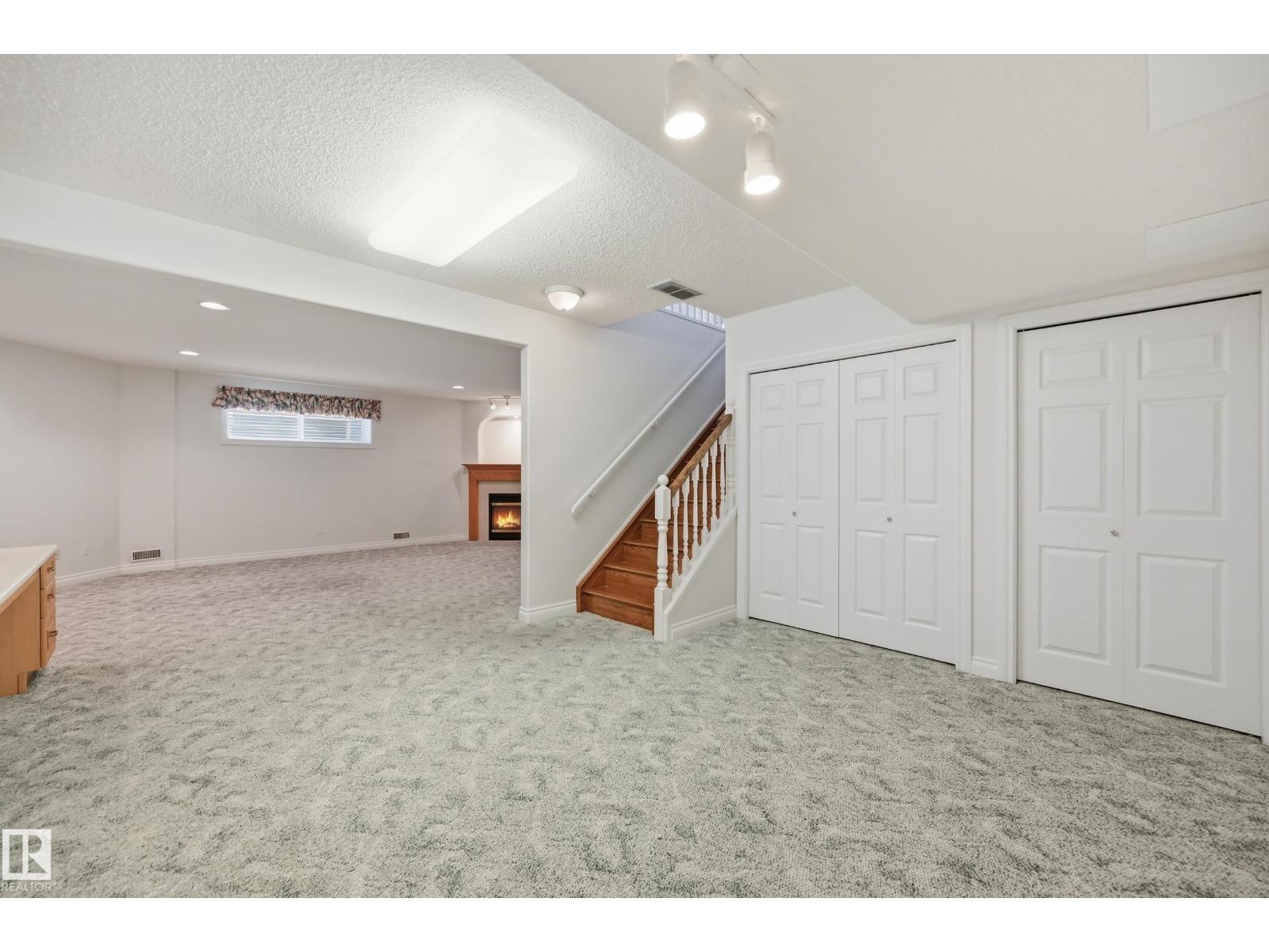 #21 925 PICARD DR NW - 27