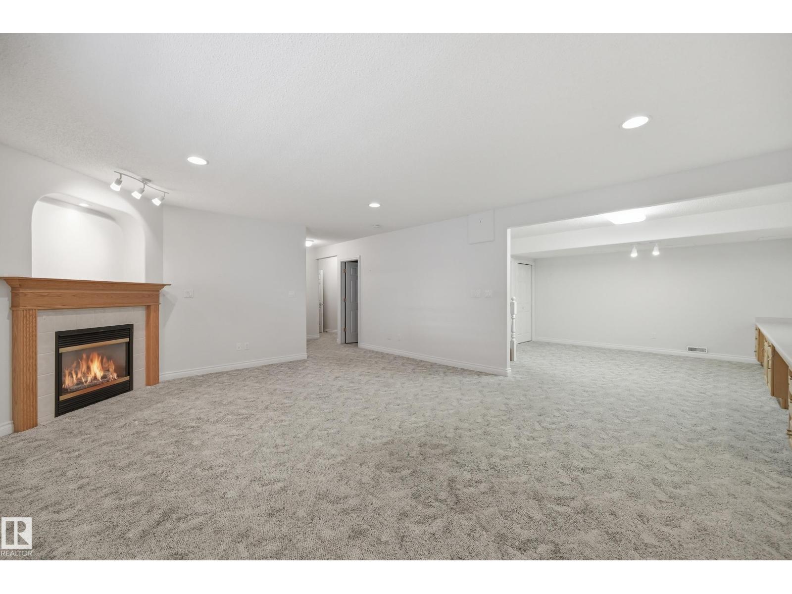 #21 925 PICARD DR NW - 29