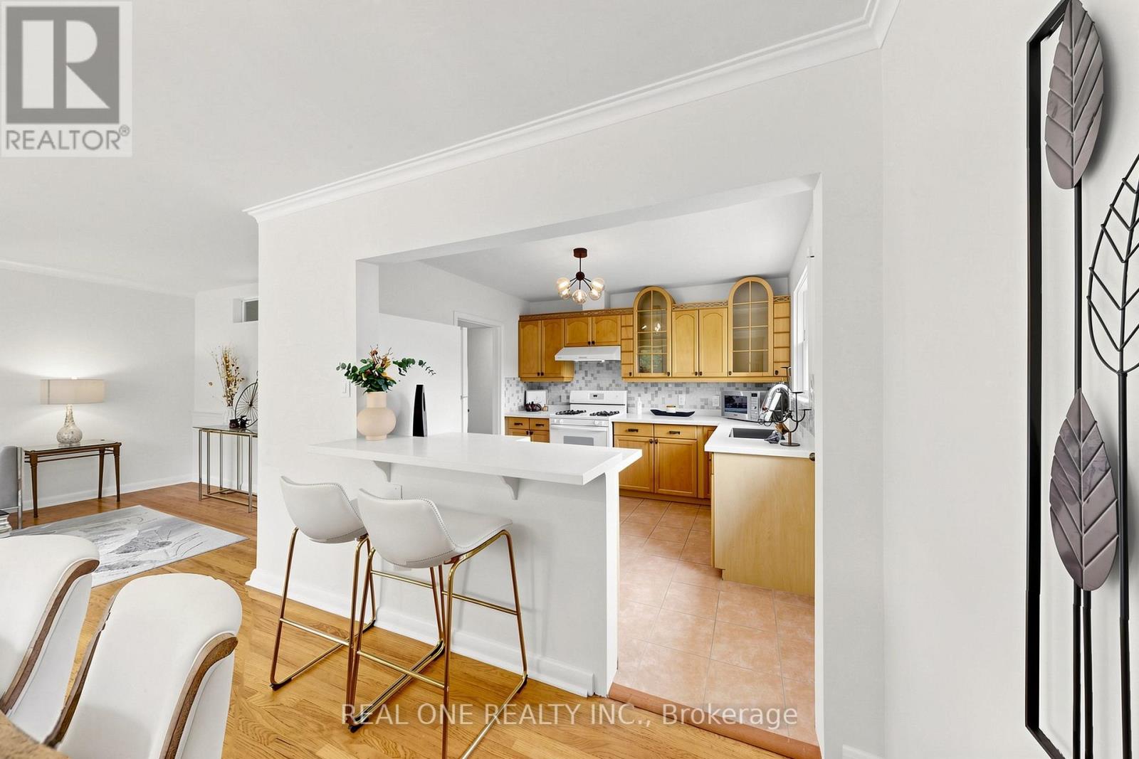 49 BAYVIEW PARKWAY - 14