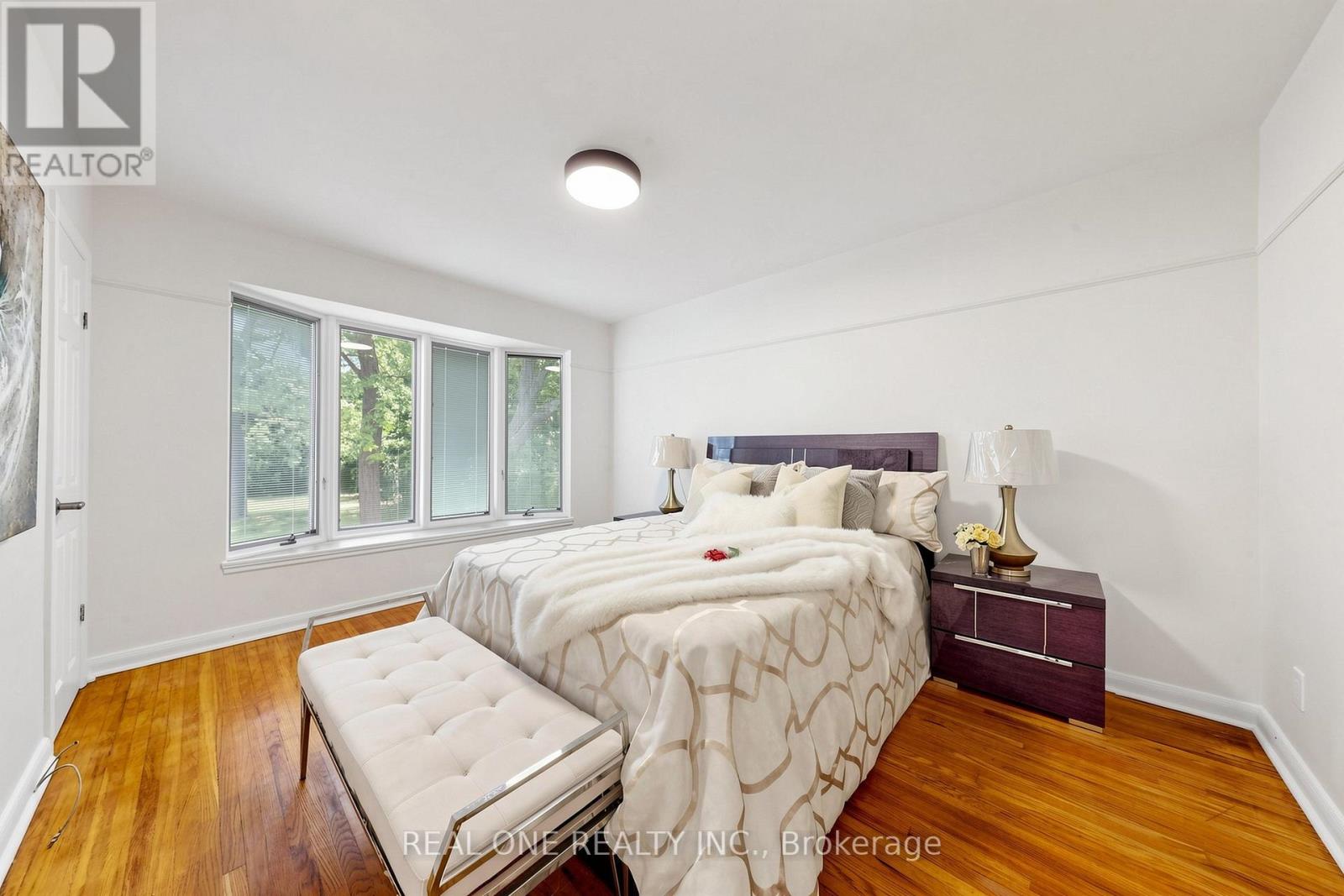 49 BAYVIEW PARKWAY - 19