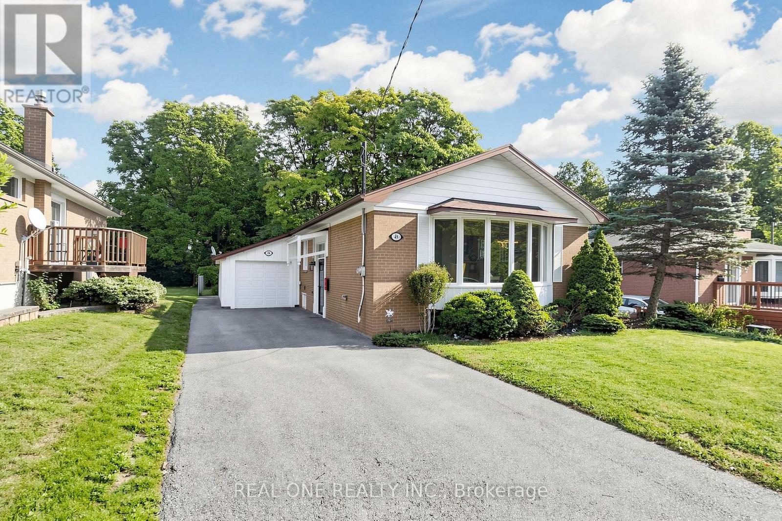 49 BAYVIEW PARKWAY - 2