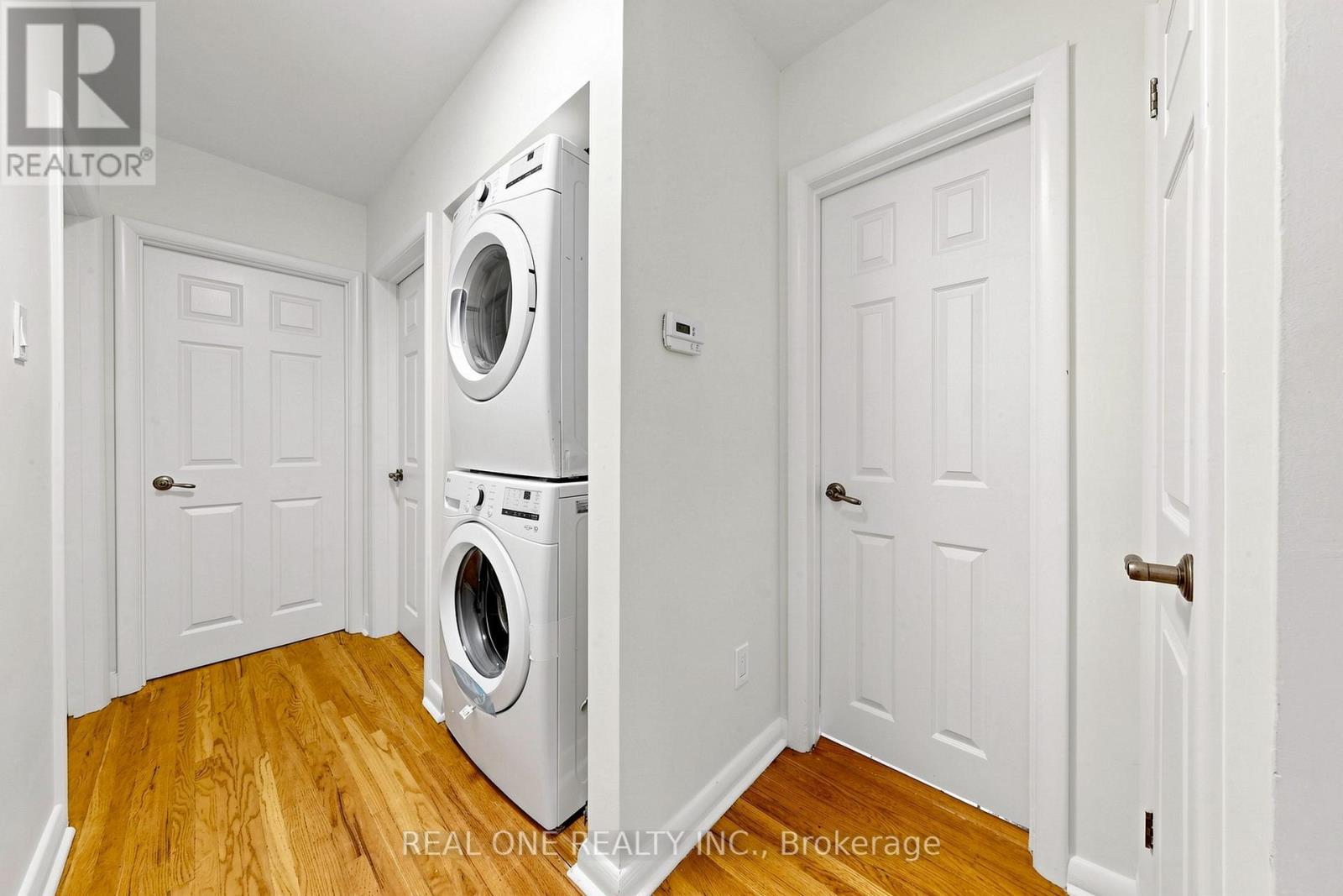 49 BAYVIEW PARKWAY - 30