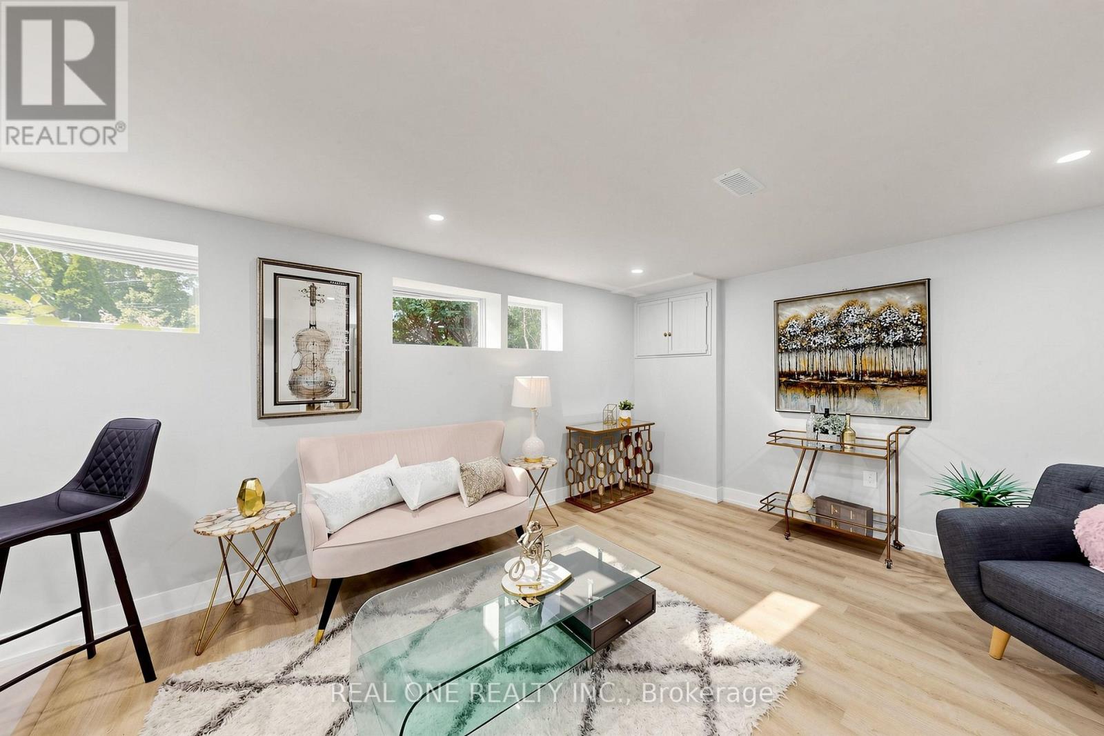 49 BAYVIEW PARKWAY - 33