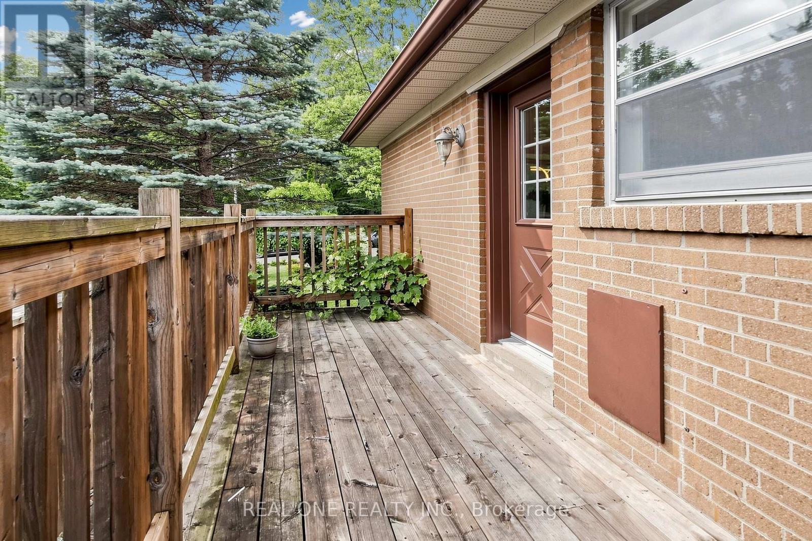 49 BAYVIEW PARKWAY - 49