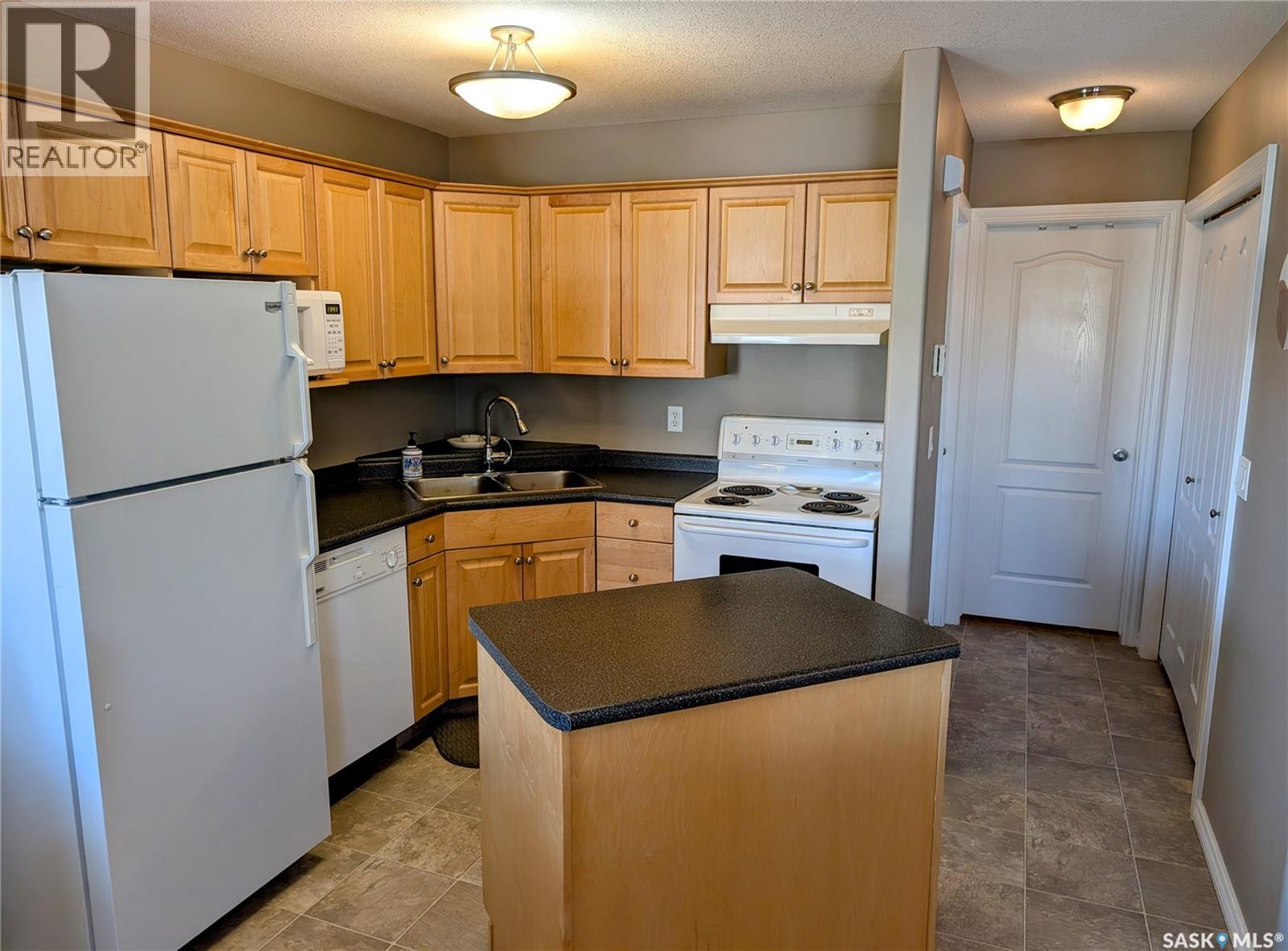 #4144 Buckingham DRIVE E - 2