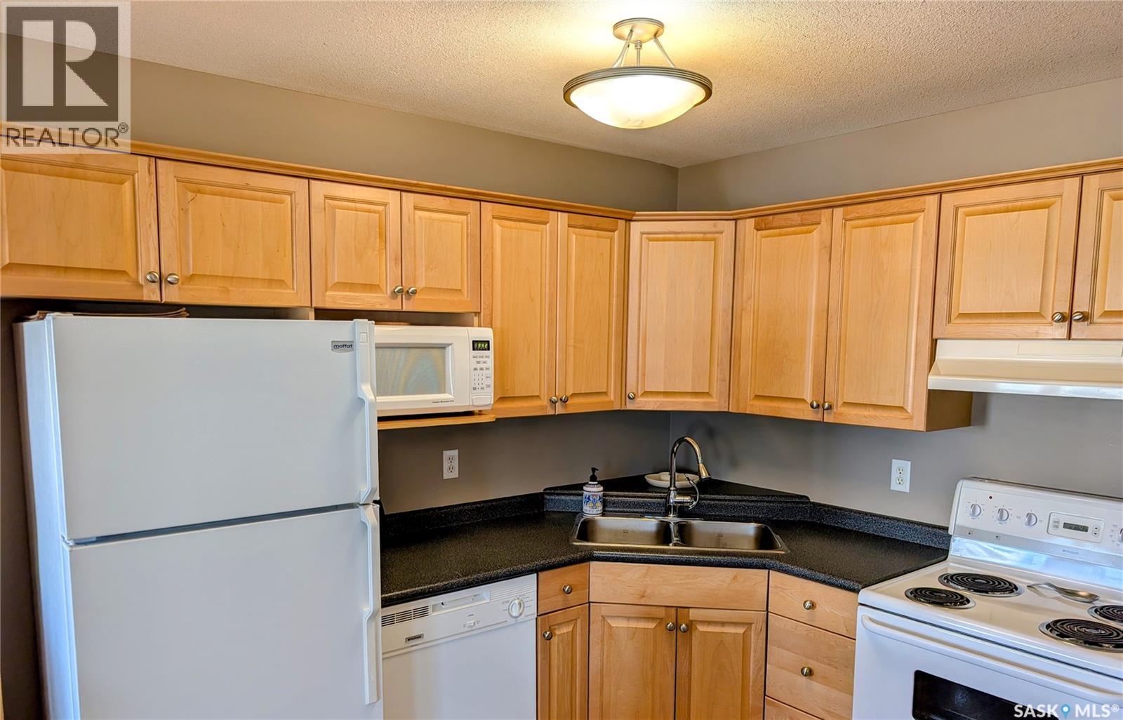#4144 Buckingham DRIVE E - 3