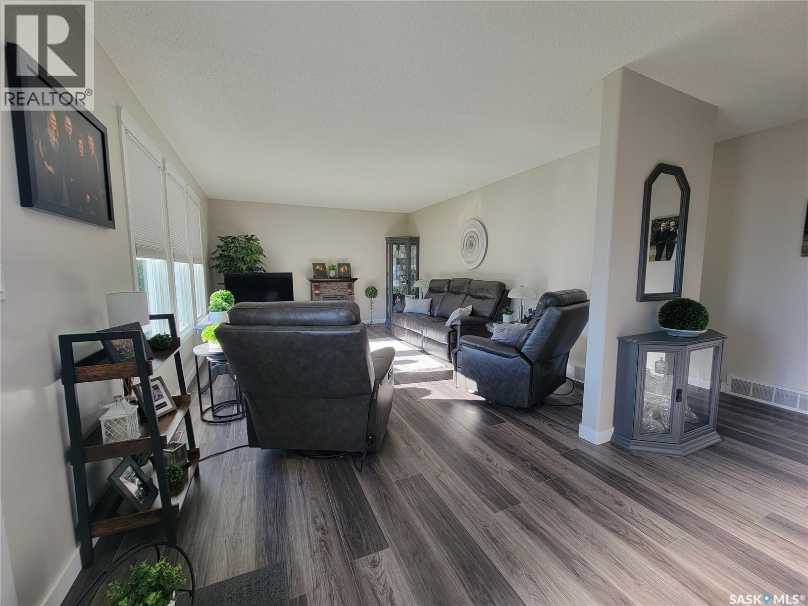 4915 Post STREET — photo 12