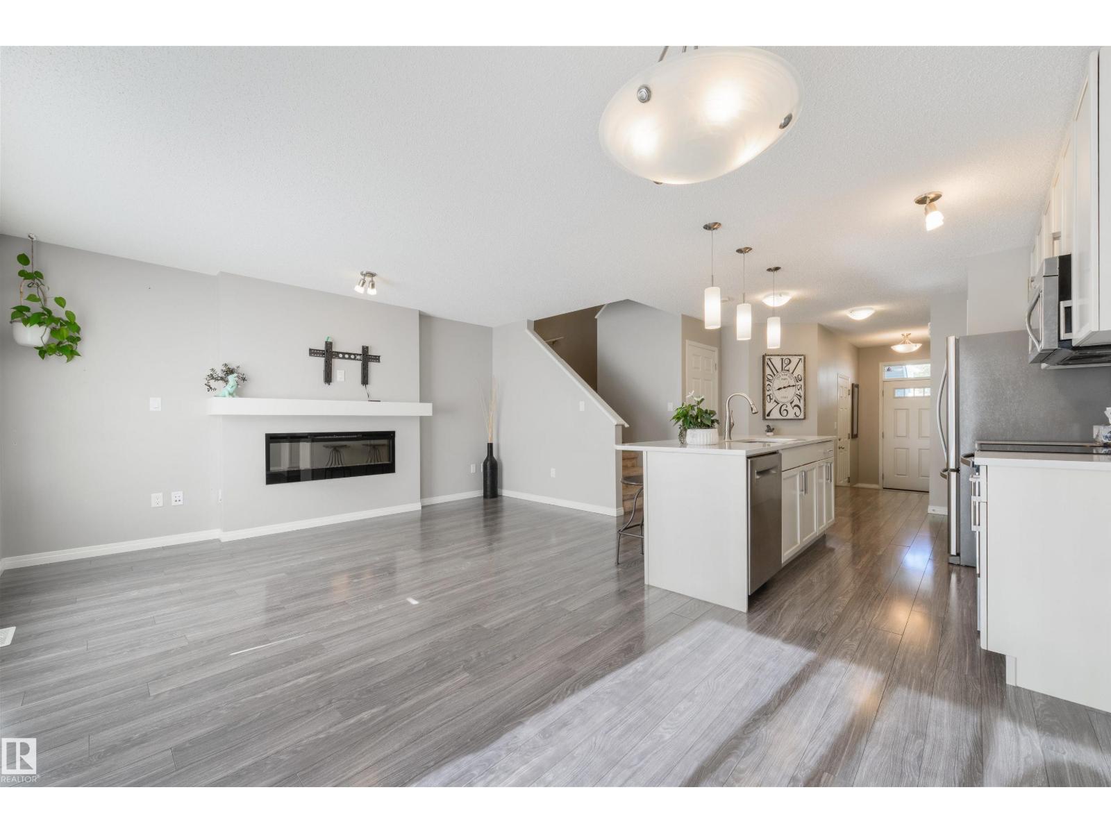 2315 68 ST SW — photo 12
