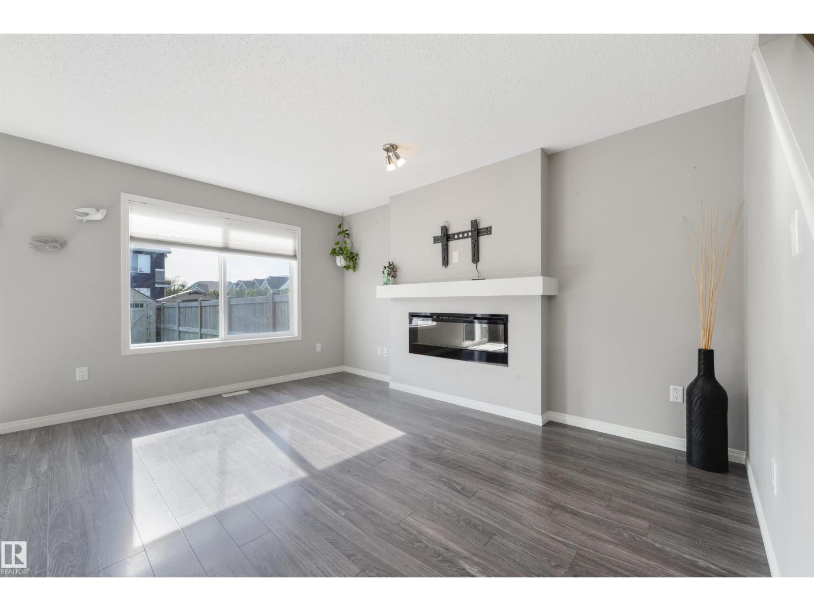 2315 68 ST SW — photo 13