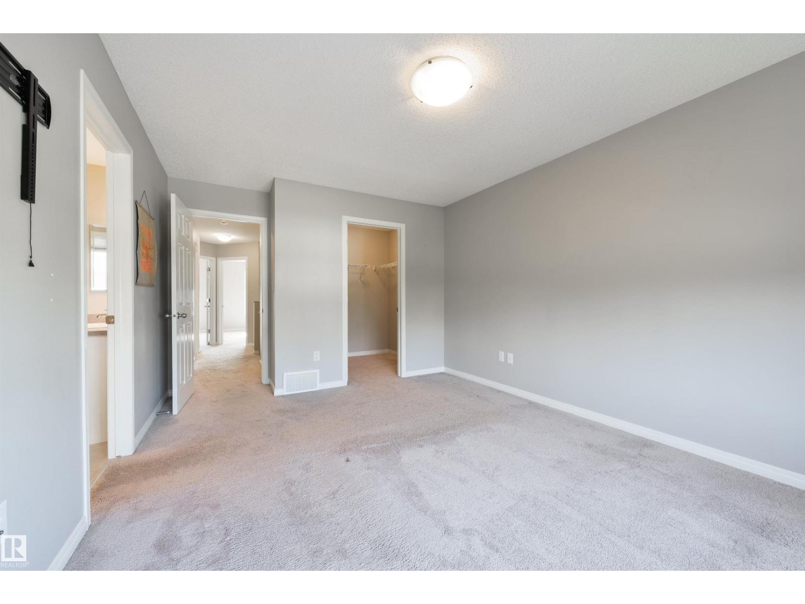 2315 68 ST SW — photo 30