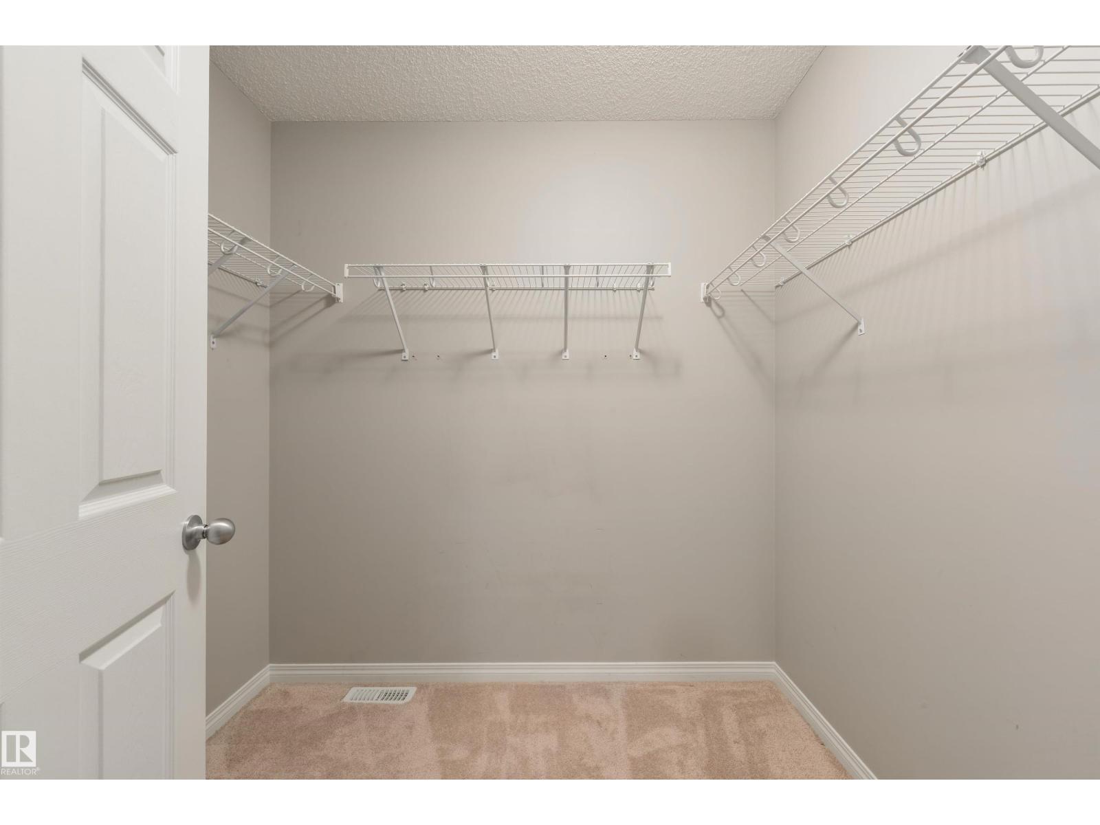 2315 68 ST SW — photo 33