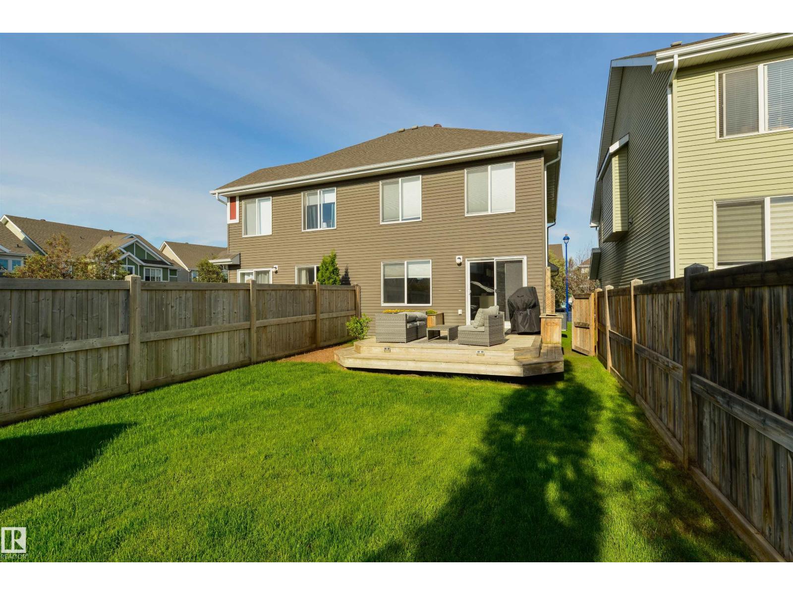 2315 68 ST SW — photo 35